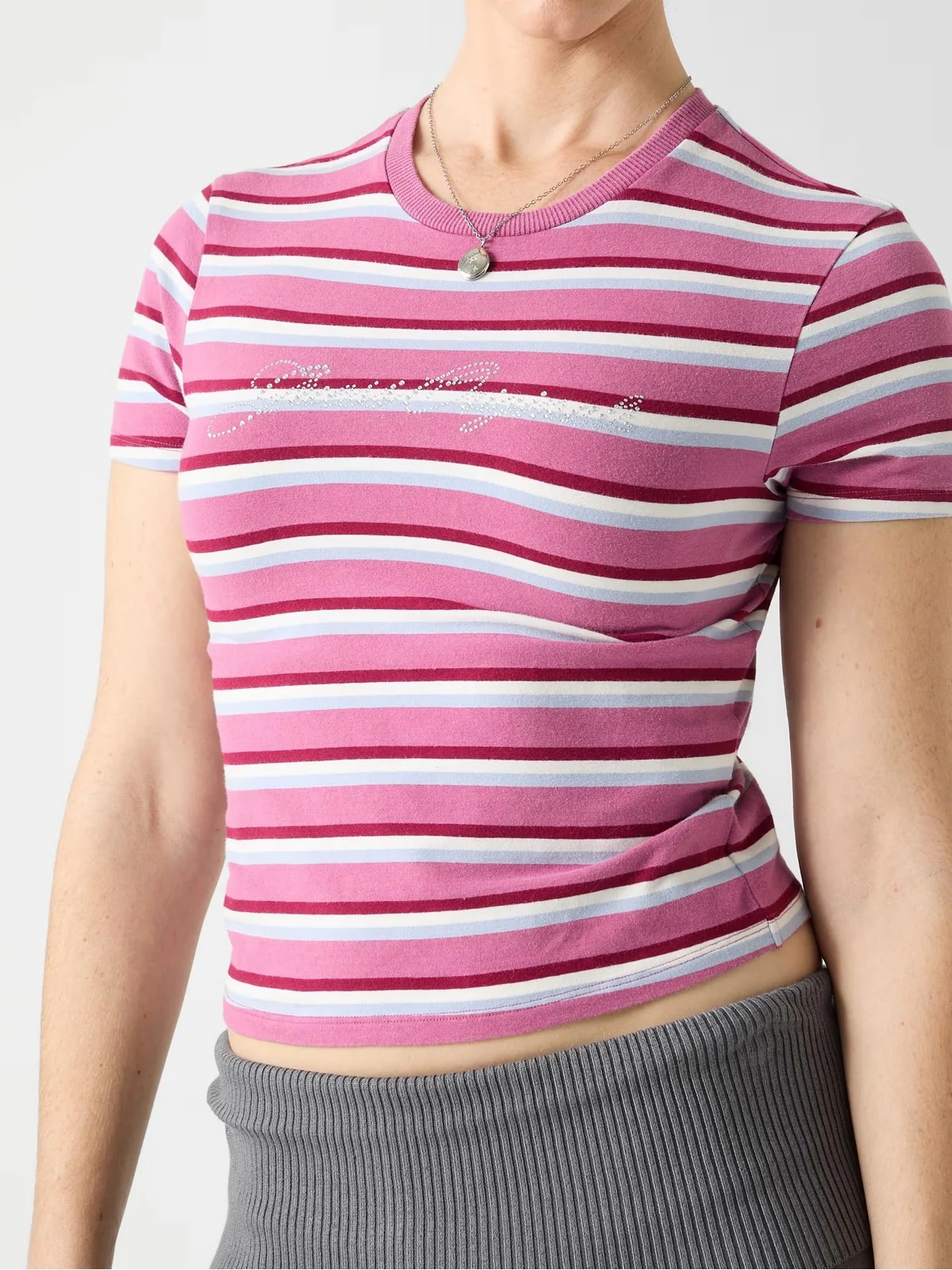GUESS T-shirt Donna GO VINTAGE STRIPE BABY TEE W6RI41 J1314 S40Q PURPLE BLUSH MULTI S - Image 3