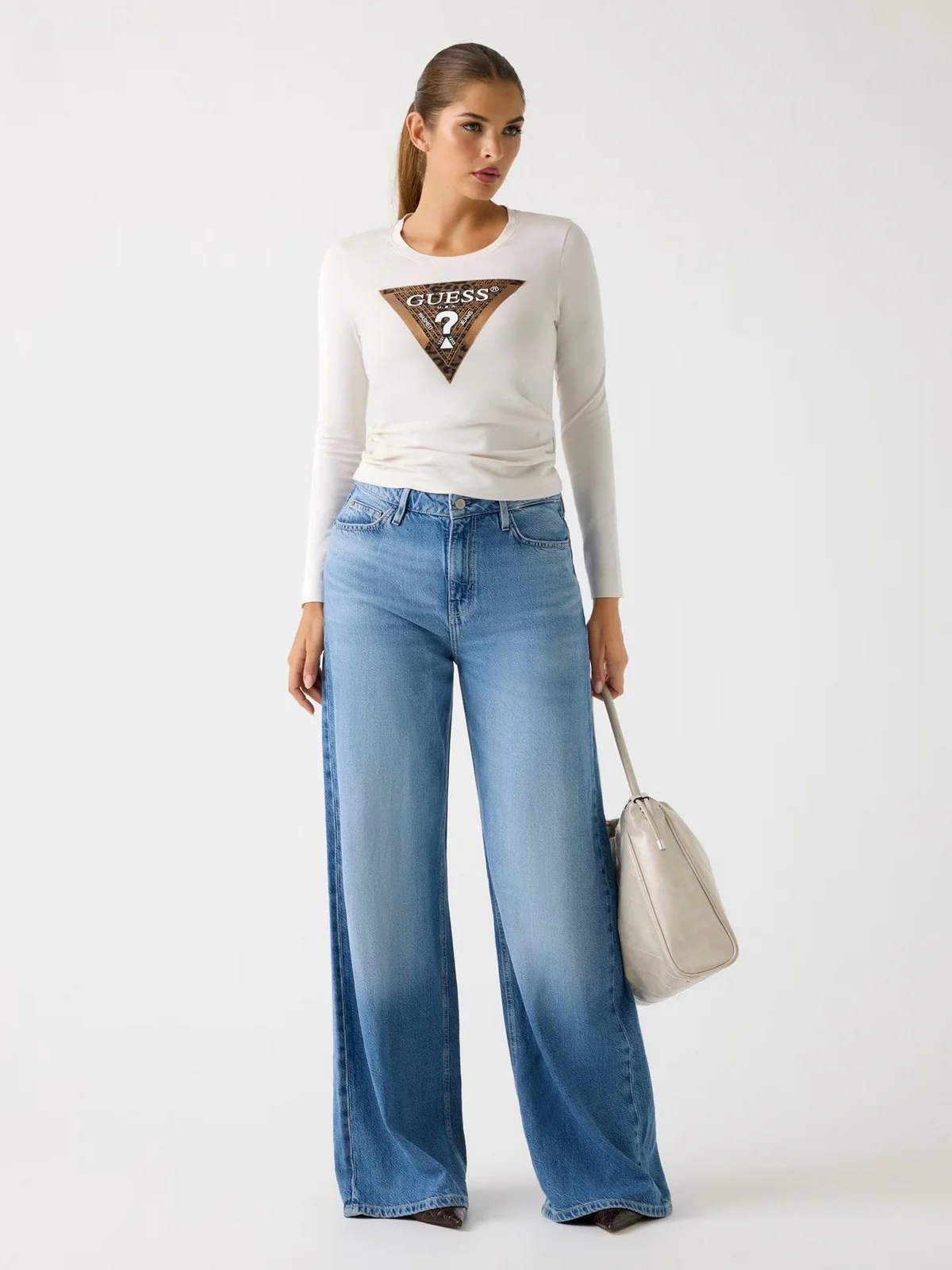 GUESS T-shirt Donna LS CN LEO TRIANGLE TEE W5BI75 J1314 G012 CREAM WHITE - Image 3