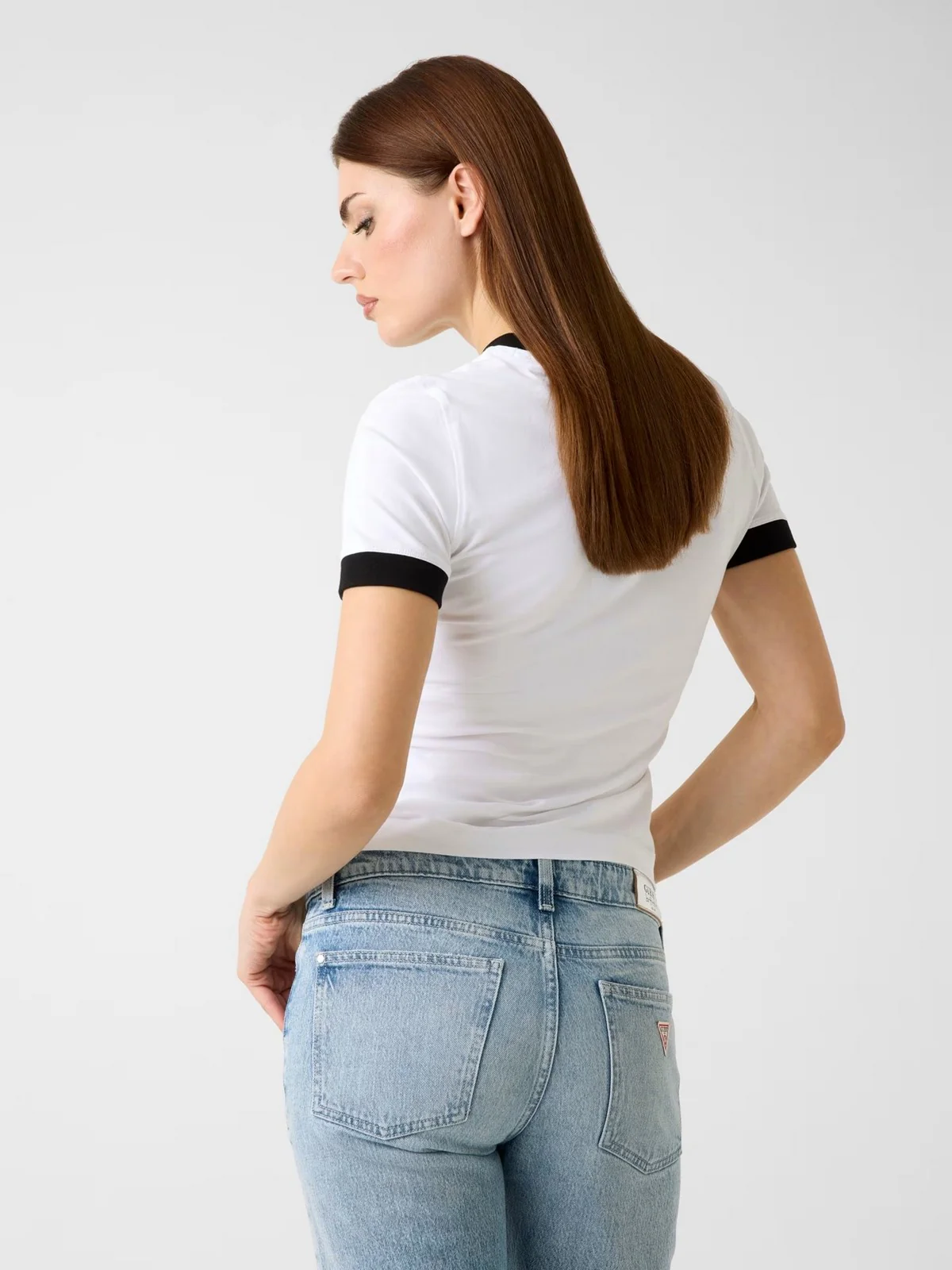 GUESS T-shirt Donna SS CN G PATCH TEE W6RI31 J1314 G011 PURE WHITE - Image 3