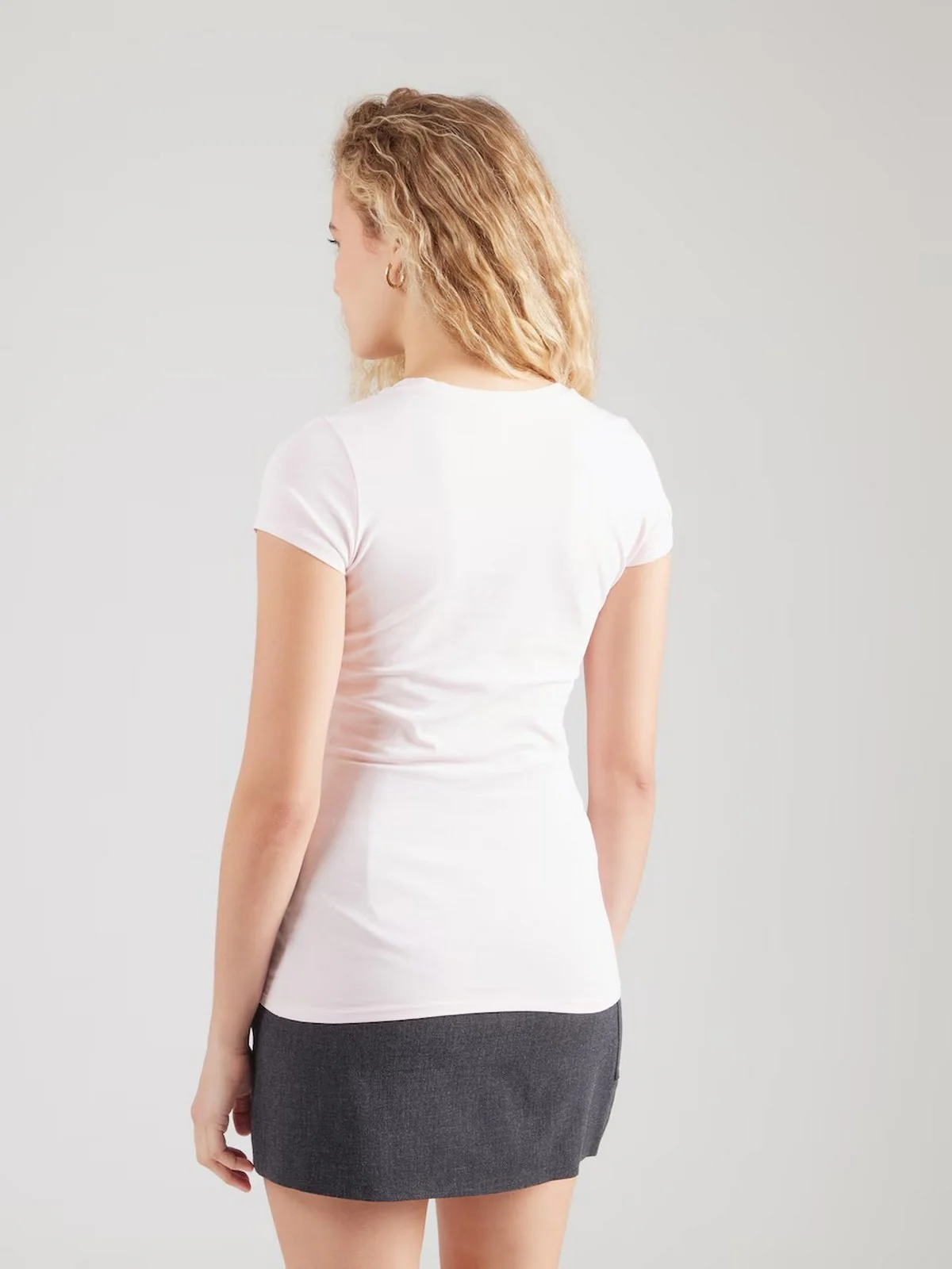 GUESS T-shirt Donna SS TRIANGLE OMBRE R3 TEE W5GI43 KA0Q1 A60W Rosa - Image 3