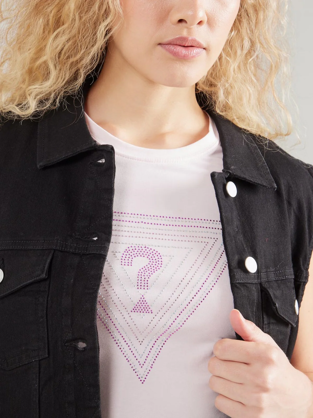 GUESS T-shirt Donna SS TRIANGLE OMBRE R3 TEE W5GI43 KA0Q1 A60W Rosa - Image 4