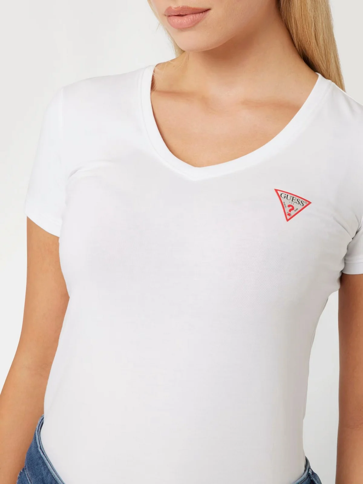 GUESS T-shirt Donna SS VN MINI TRIANGLE TEE W2YI45 J1314 G011 Bianco - Image 4