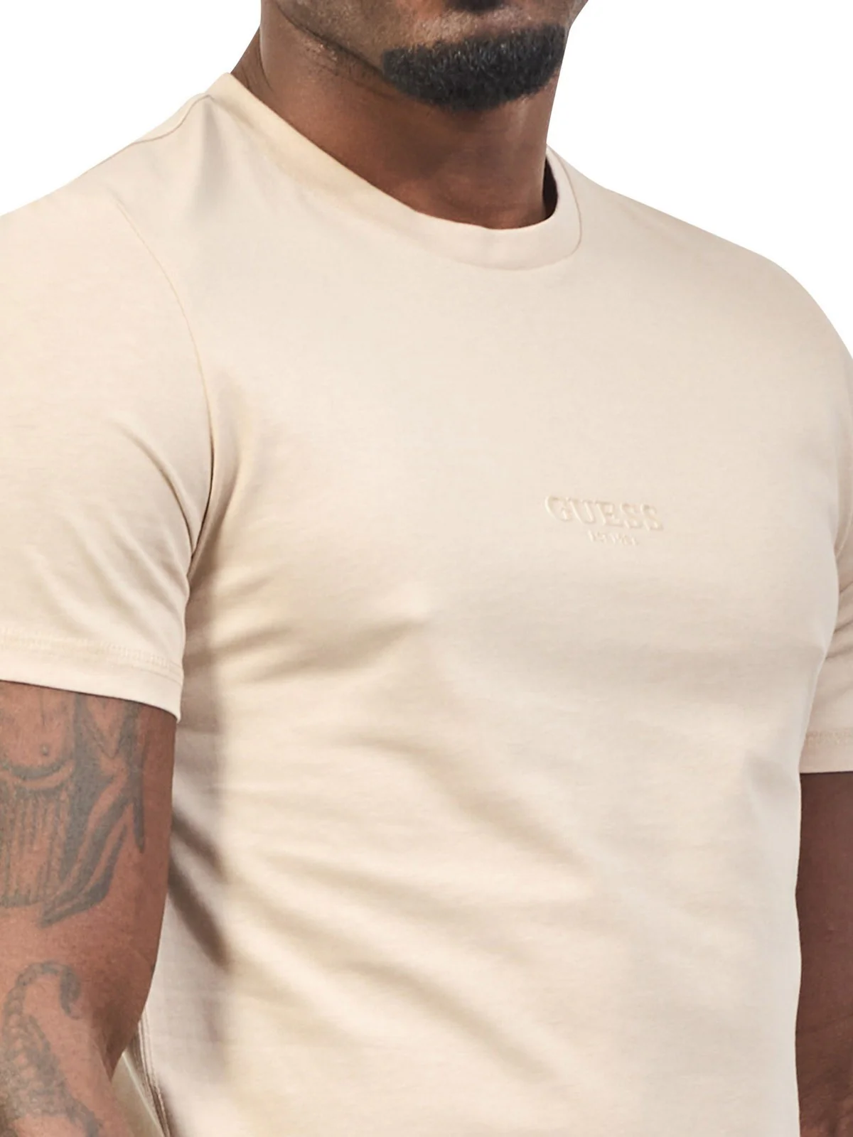 GUESS T-shirt Uomo AIDY CN SS TEE M2YI72 I3Z14 G1DR NEUTRAL SAND - Image 3