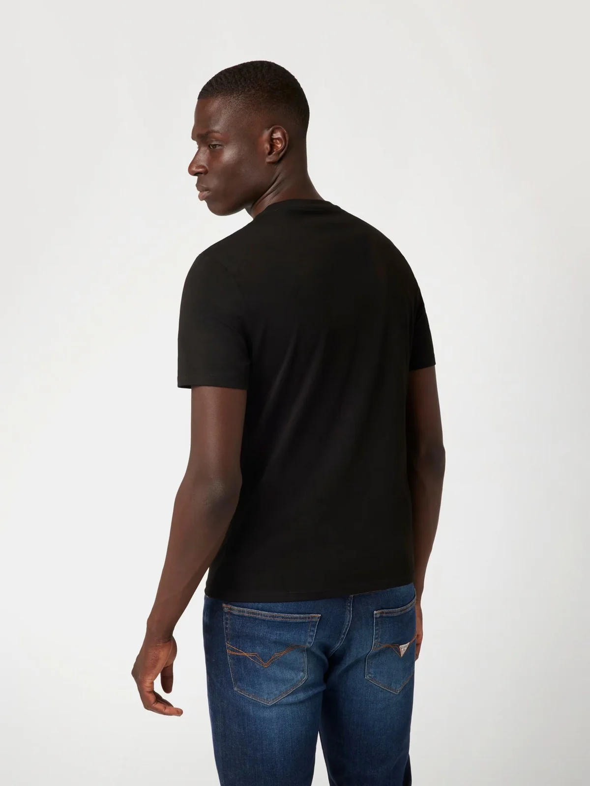 GUESS T-shirt Uomo CN SS ORIGINAL LOGO TEE M2YI71 I3Z14 JBLK Jet Black A996 - Image 3
