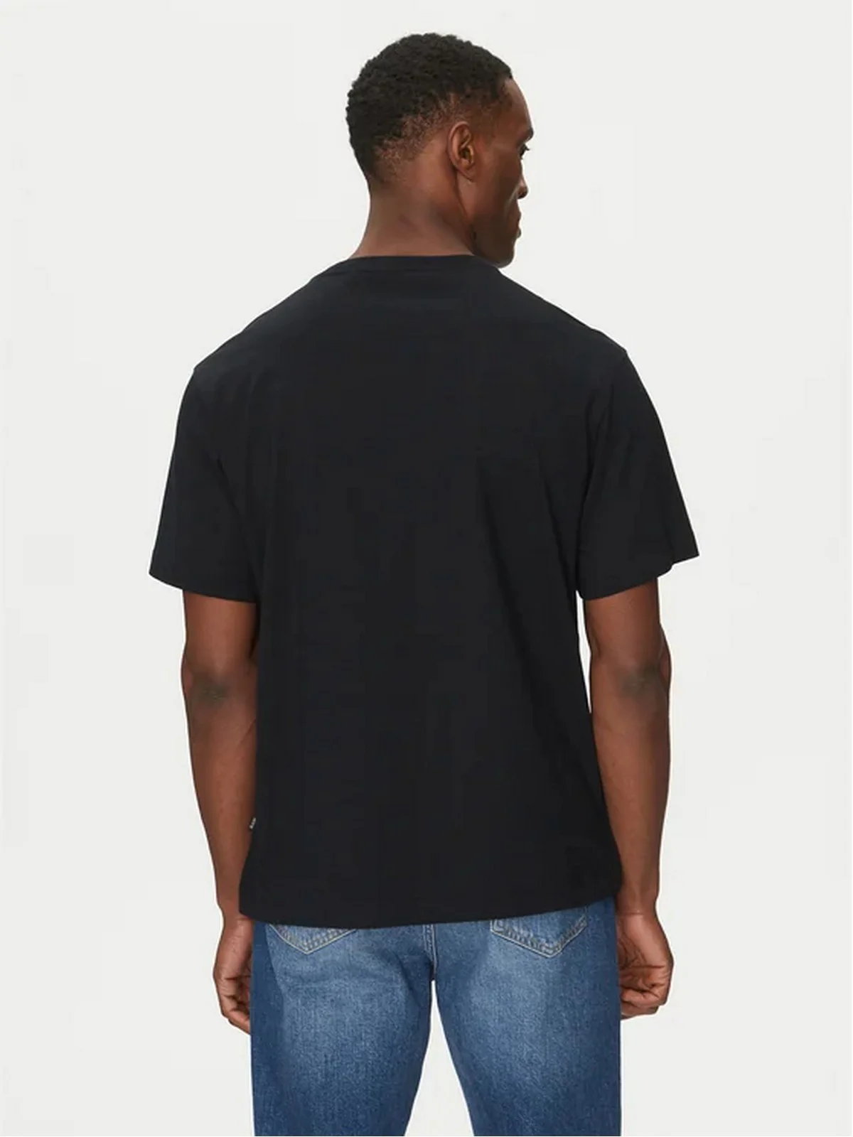 GUESS T-shirt Uomo GJ SS CN REG CHEST STRIPE TEE M5RI78 KCPQ1 JBLK Jet Black A996 - Image 3