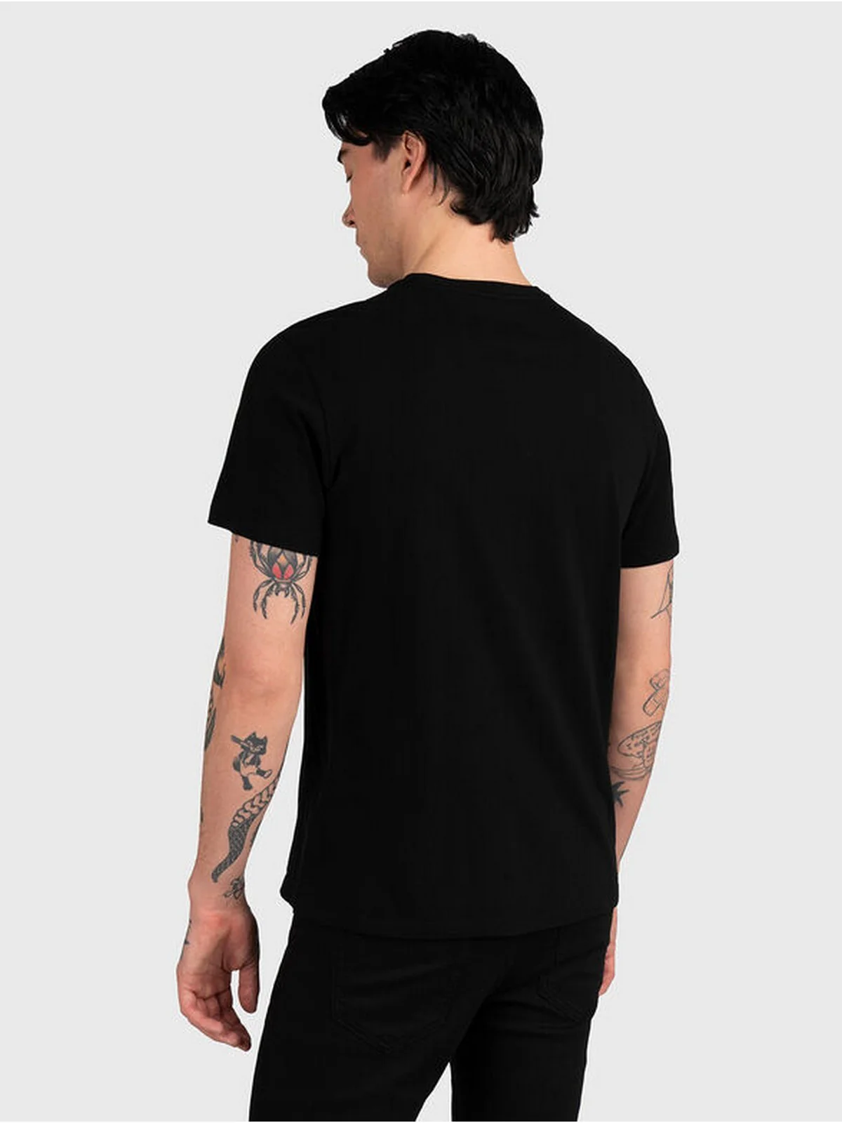 GUESS T-shirt Uomo SS BSC CLSC TRI LOGO CRW T M2GI68 KBA60 JBLK Jet Black A996 - Image 4