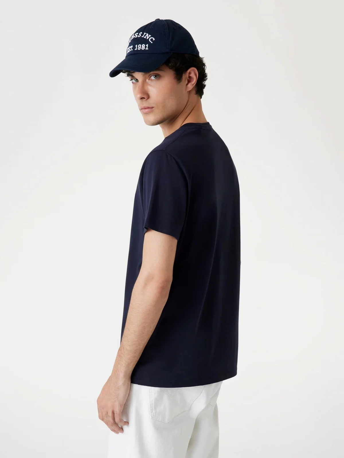GUESS T-shirt Uomo SS CN BASIC PIMA TEE M4GI70 KC9X0 G7V2 SMART BLUE - Image 3