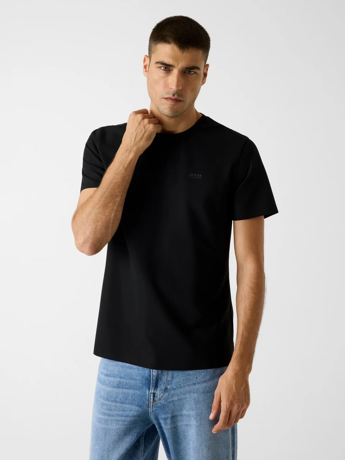 GUESS T-shirt Uomo SS CN NEW TECH STRETCH TEE M6RI19 KD202 JBLK Jet Black A996 - Image 2