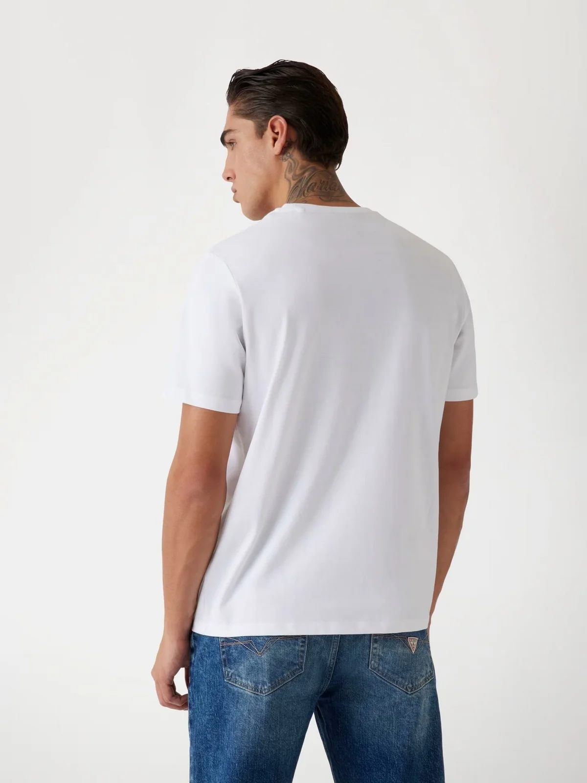GUESS T-shirt Uomo SS CN PATCH TEE M4YI0A KCCM1 G011 PURE WHITE - Image 3