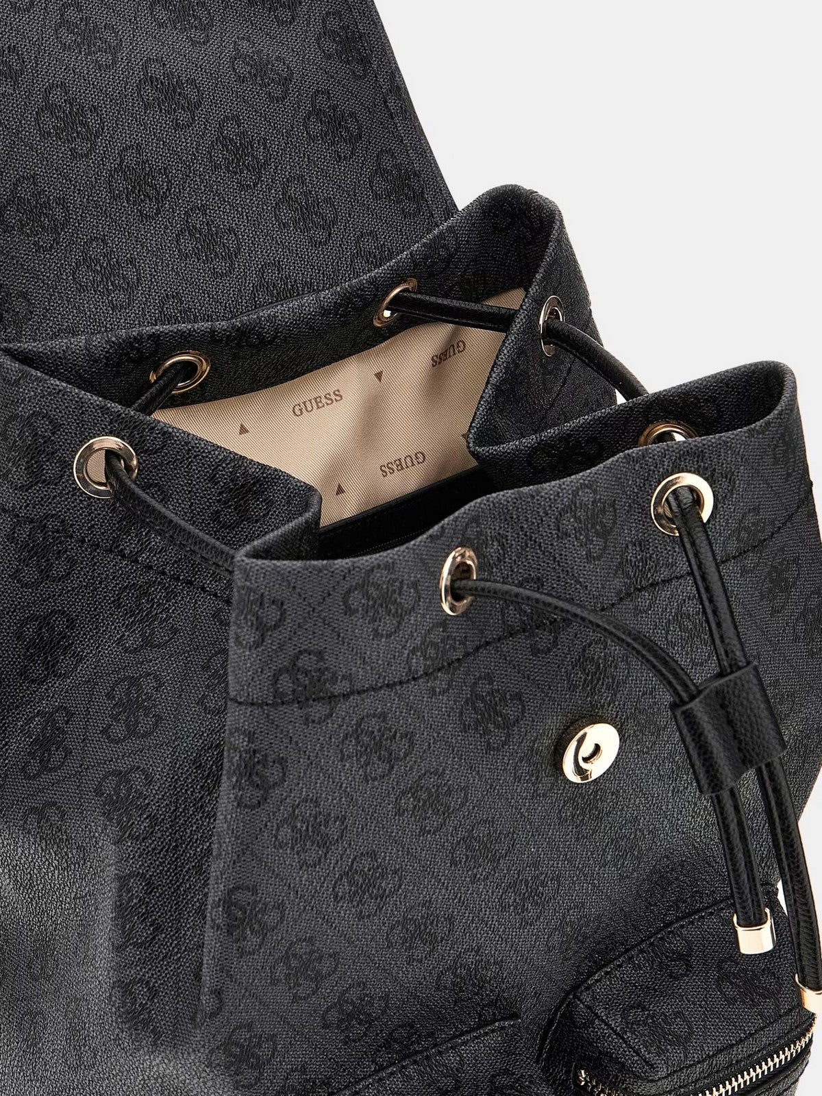 GUESS Zaino Donna MANHATTAN II FLAP BACKPACK HWSG71 18310 CLO COAL LOGO - Image 4