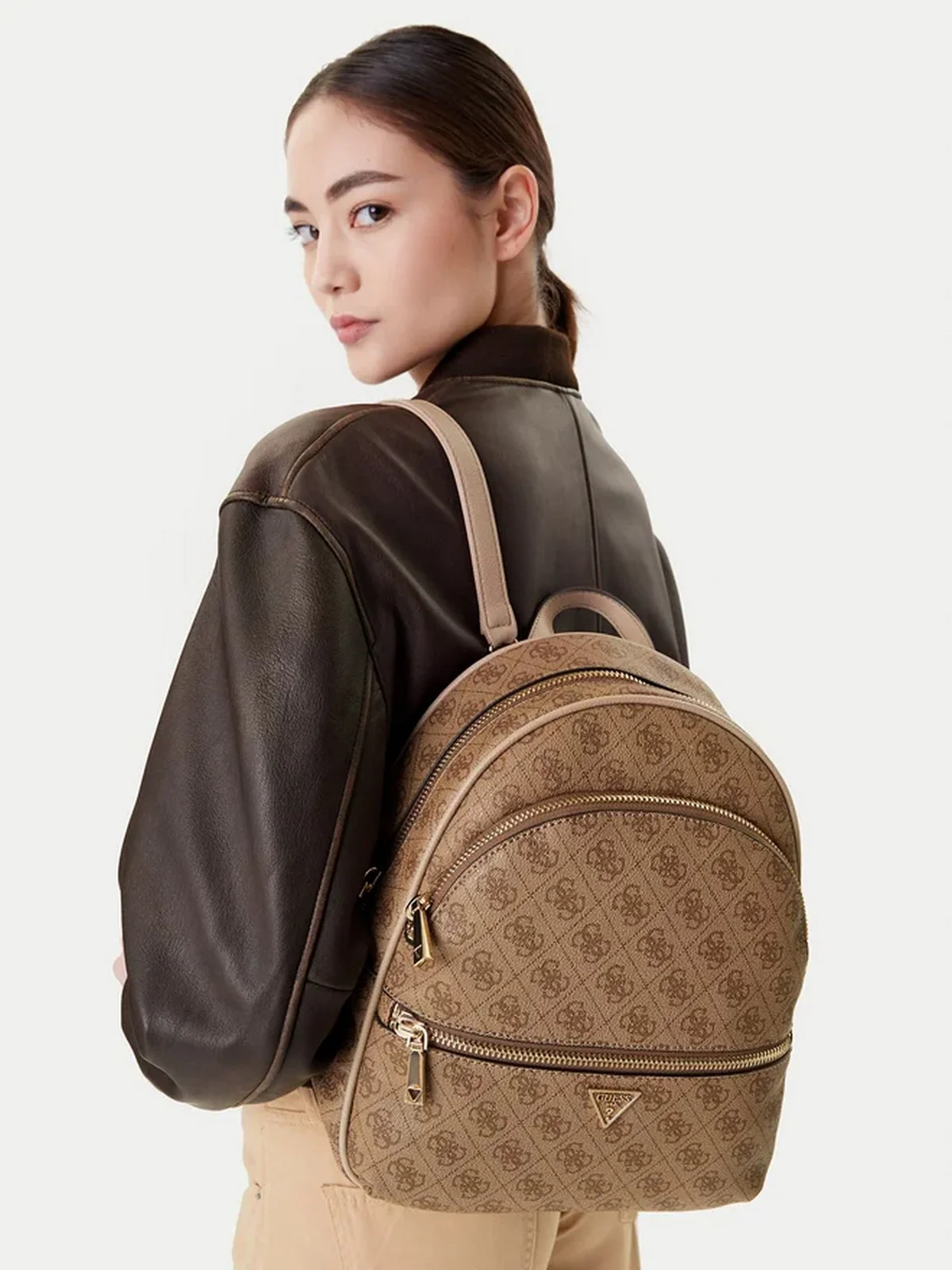 GUESS Zaino Donna MANHATTAN II LARGE BACKPACK HWSG71 18330 LTL LATTE LOGO - Image 2