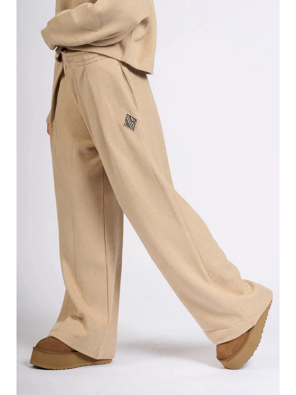 LACOSTE Pantalone Donna  XF9786 4KI Beige - Image 5