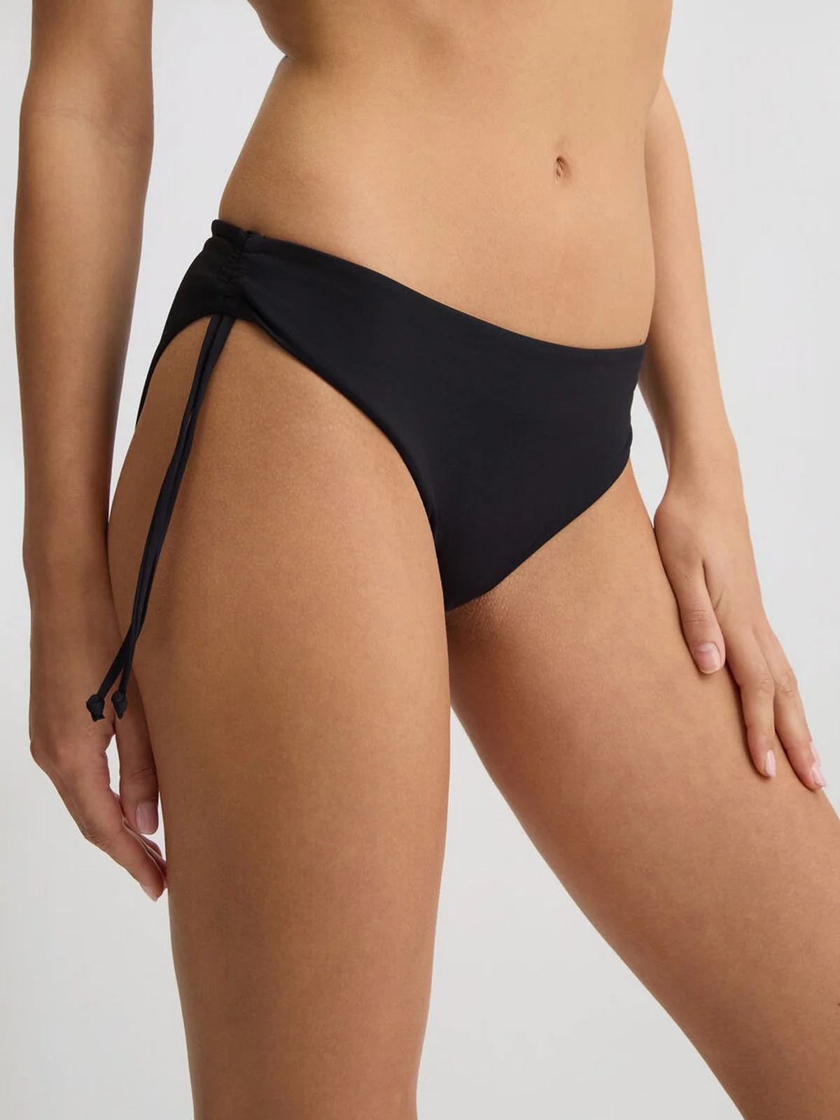 LIU JO BEACHWEAR Costume da bagno Donna  VA5026J6447 22222 NERO - Image 4