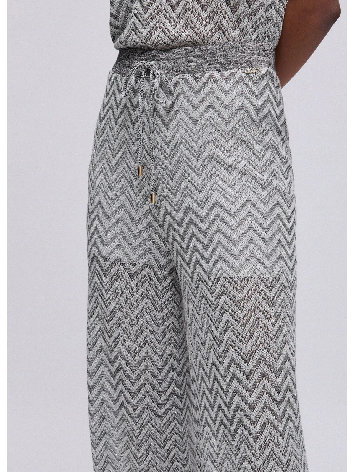 LIU JO BEACHWEAR Pantalone Donna  VA6176J3878 C3887 Nero/silver lux - Image 3