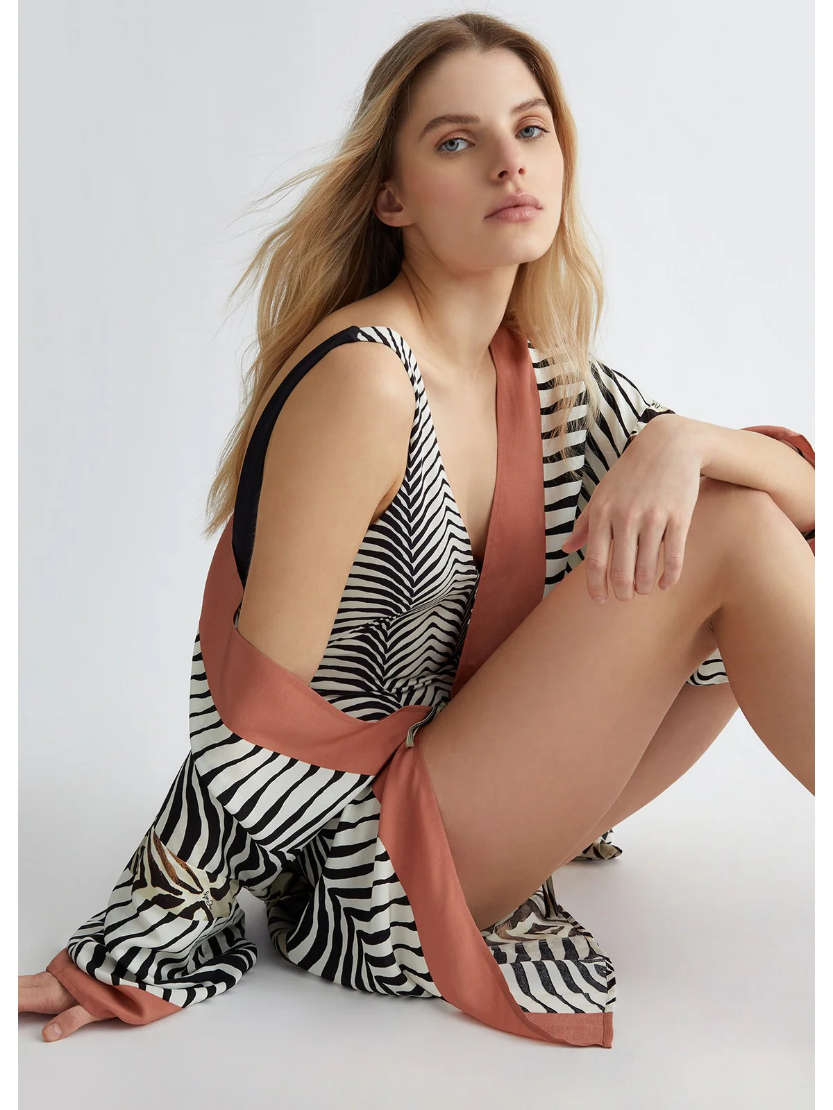 LIU JO BEACHWEAR Pareo Donna  VA4062TS056 N9076 Marrone - Image 5