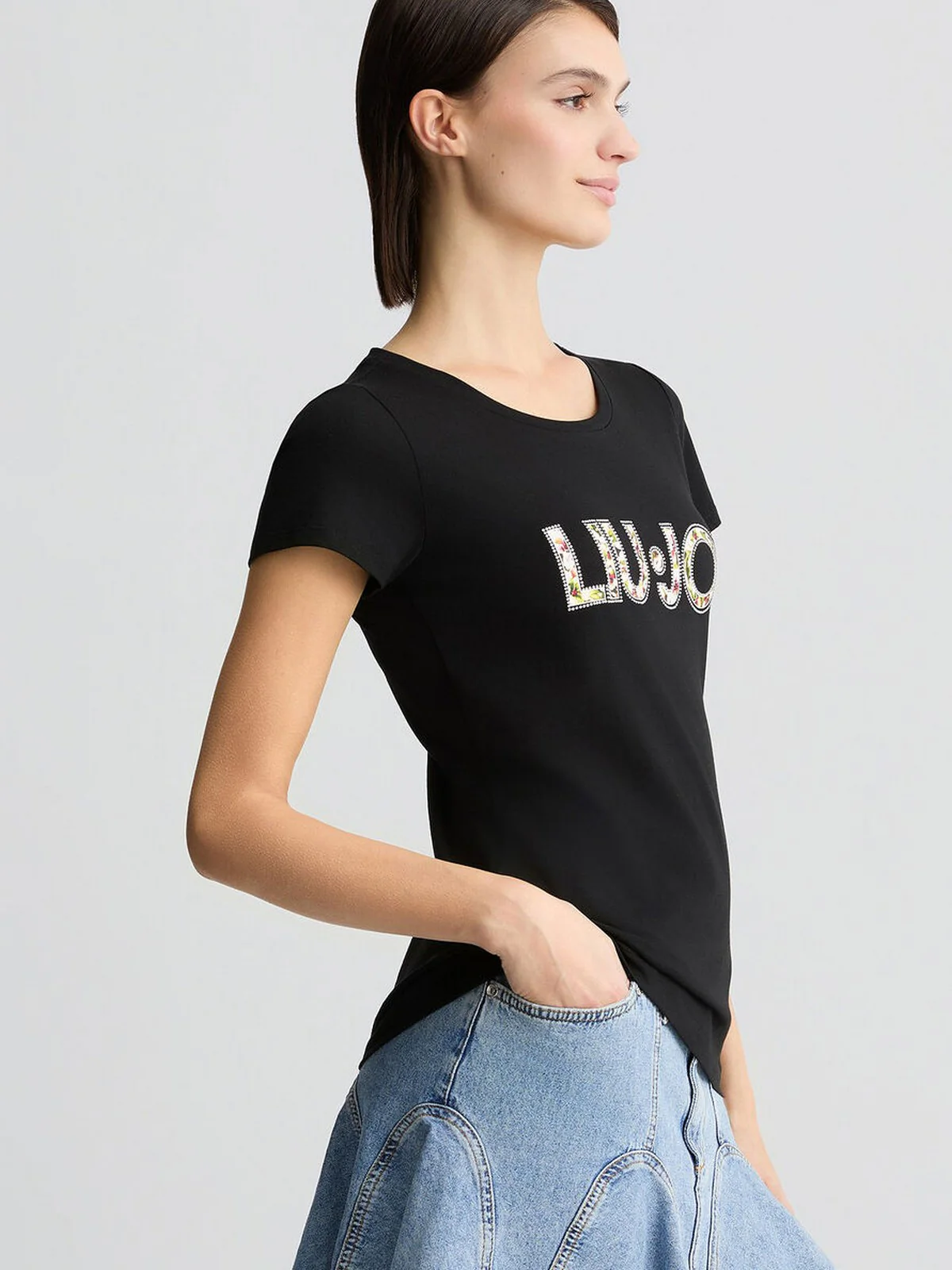 LIU JO BEACHWEAR T-shirt Donna  VA5154JS003 W9449 NERO/FLOWERS - Image 5