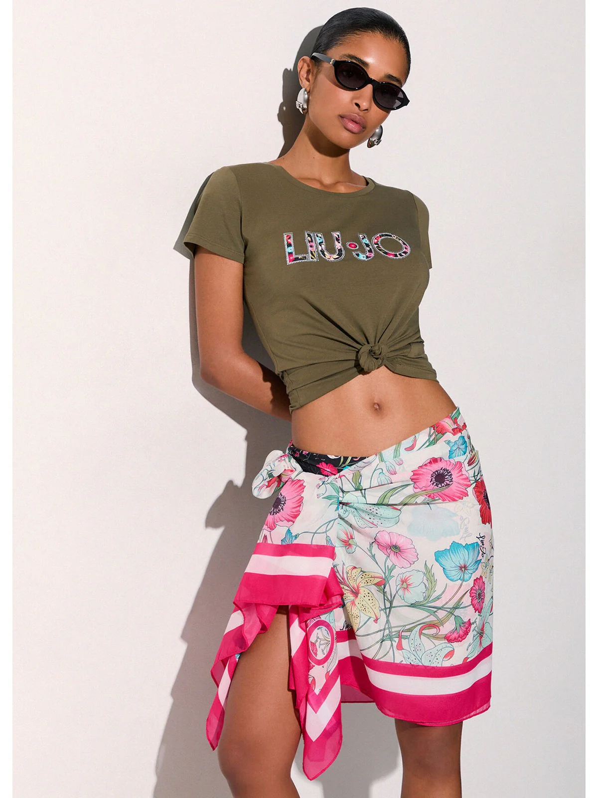 LIU JO BEACHWEAR T-shirt Donna  VA6169JS003 P9761 Sea turtle/flower - Image 5