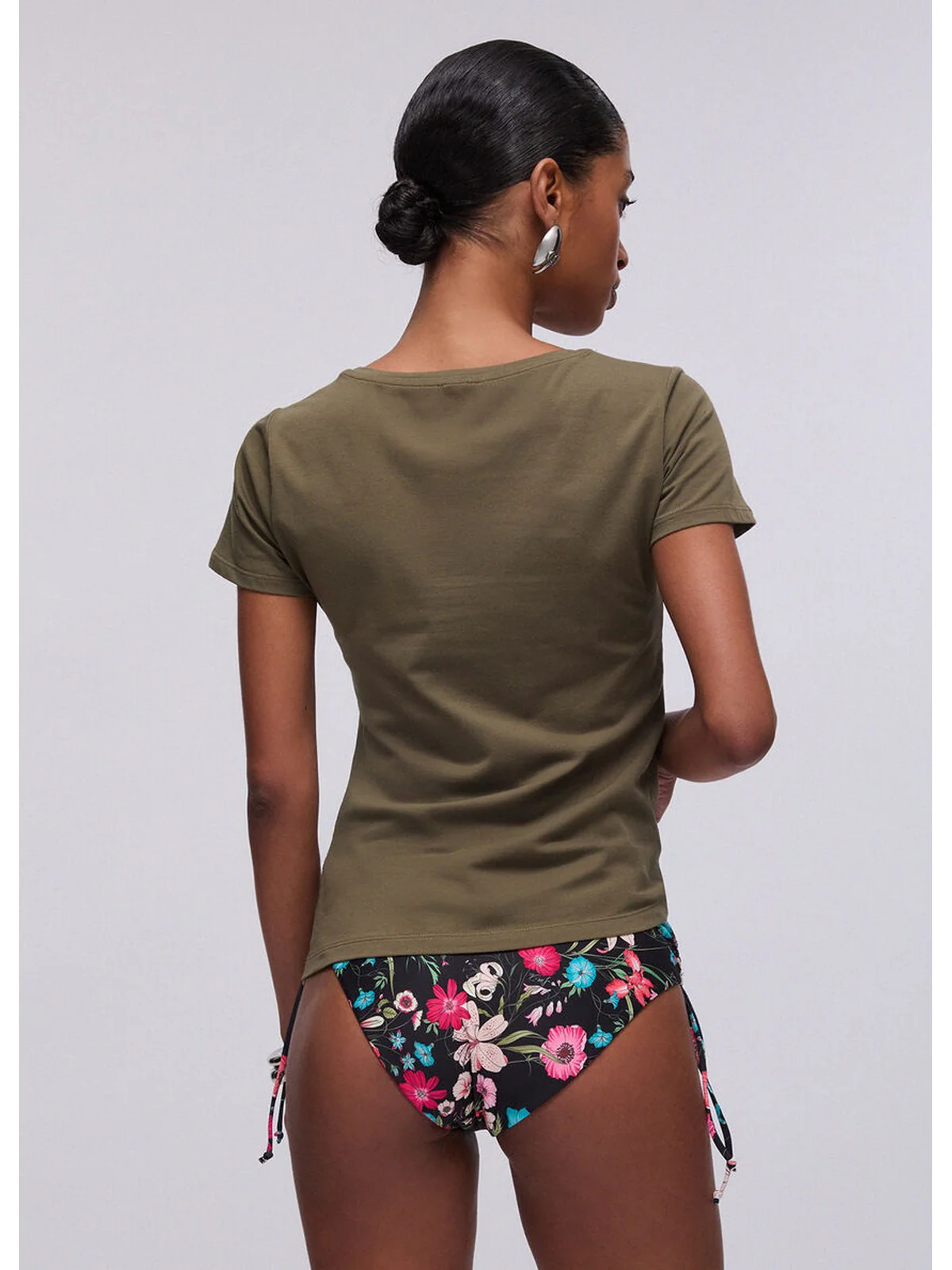 LIU JO BEACHWEAR T-shirt Donna  VA6169JS003 P9761 Sea turtle/flower - Image 6