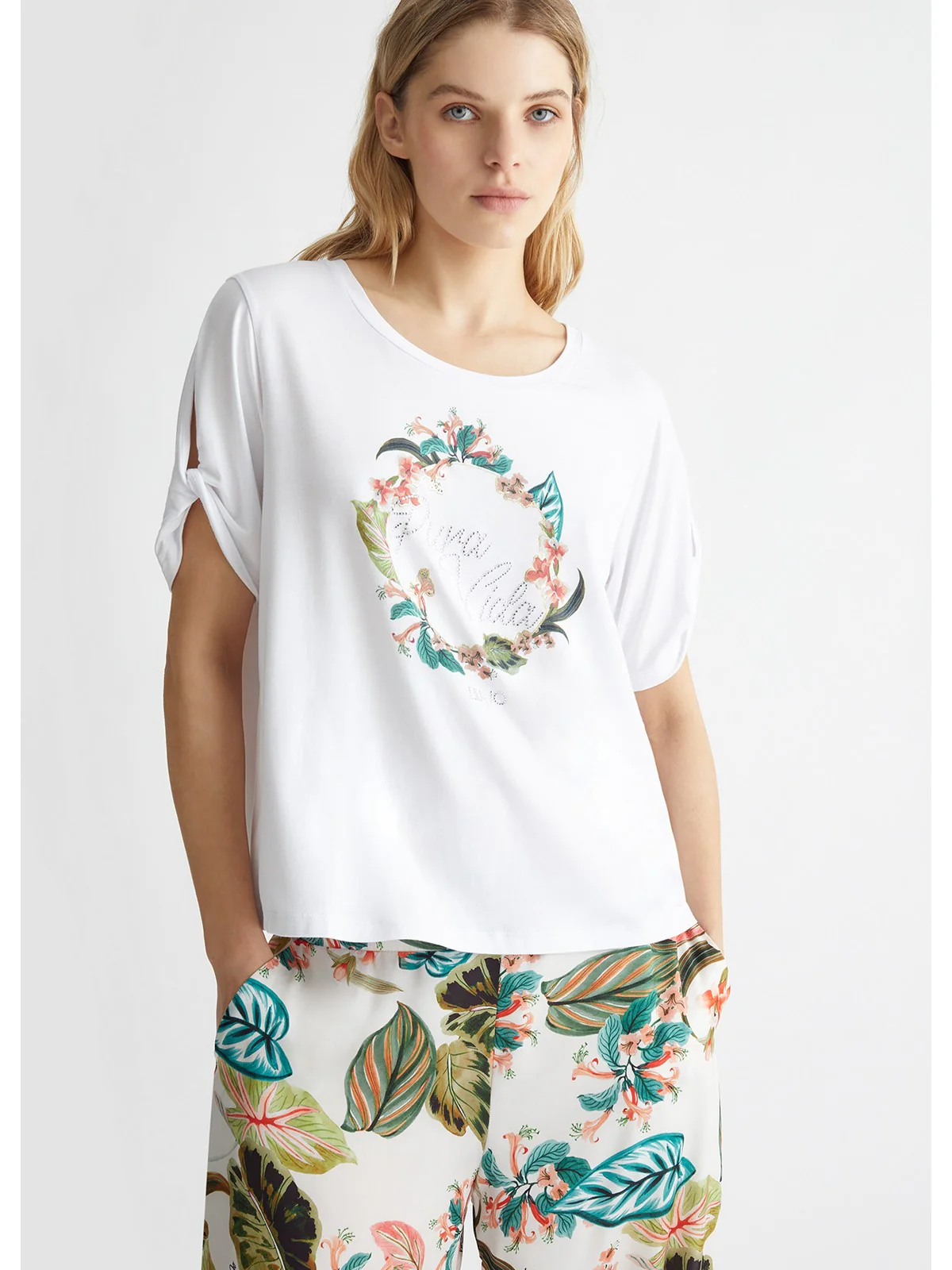 LIU JO BEACHWEAR T-Shirt e Polo Donna  VA4106JS360 T9923 Bianco - Image 2