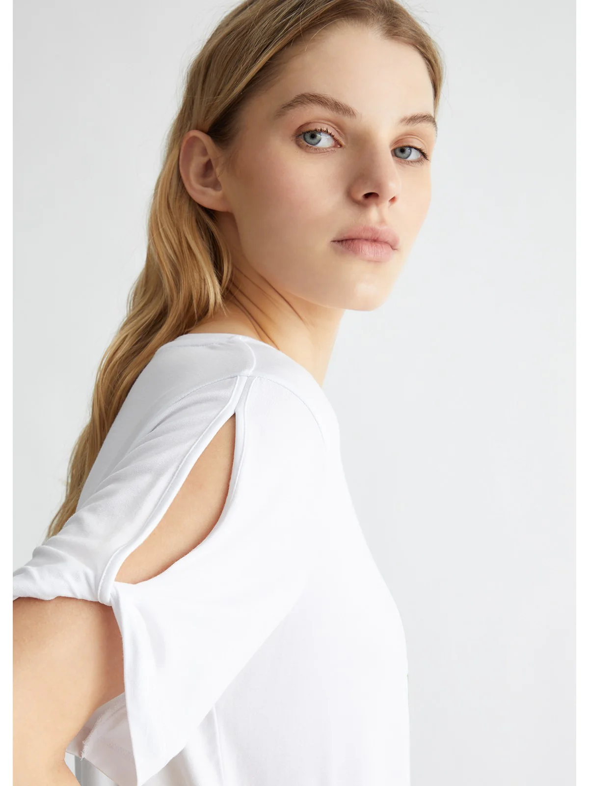 LIU JO BEACHWEAR T-Shirt e Polo Donna  VA4106JS360 T9923 Bianco - Image 5