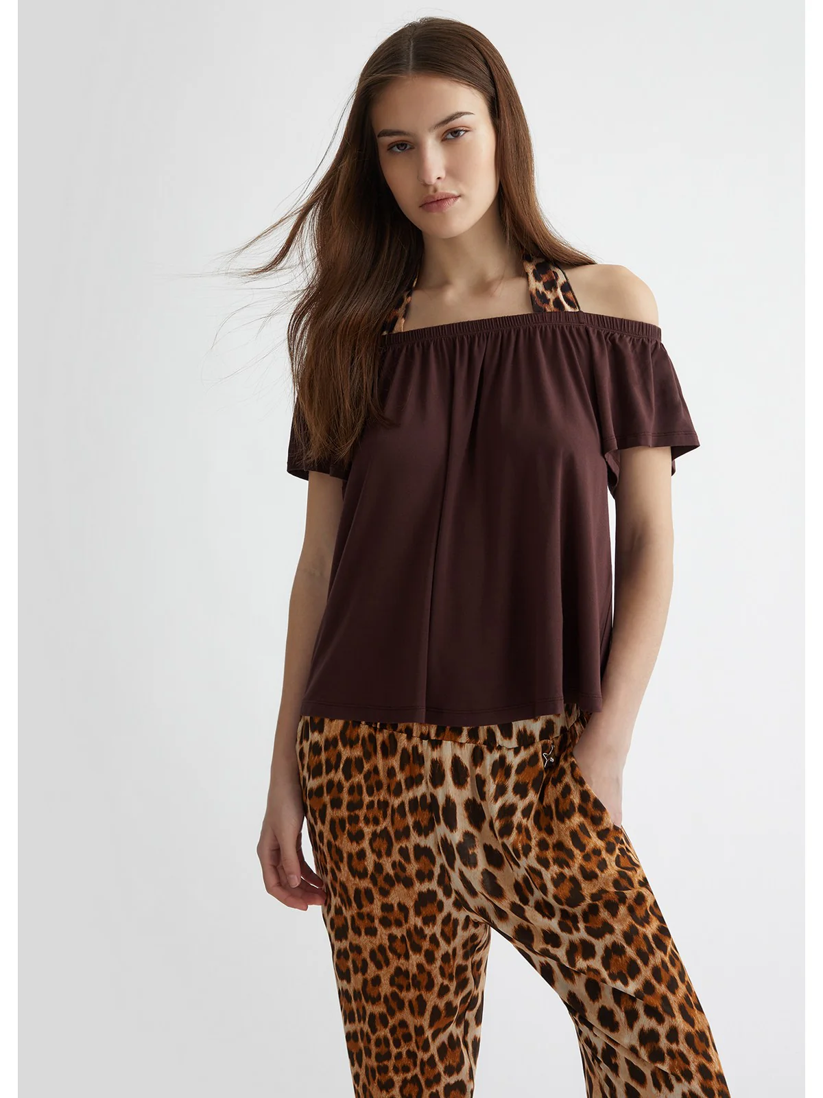 LIU JO BEACHWEAR T-Shirt e Polo Donna  VA4215JS360 N9247 Marrone - Image 2