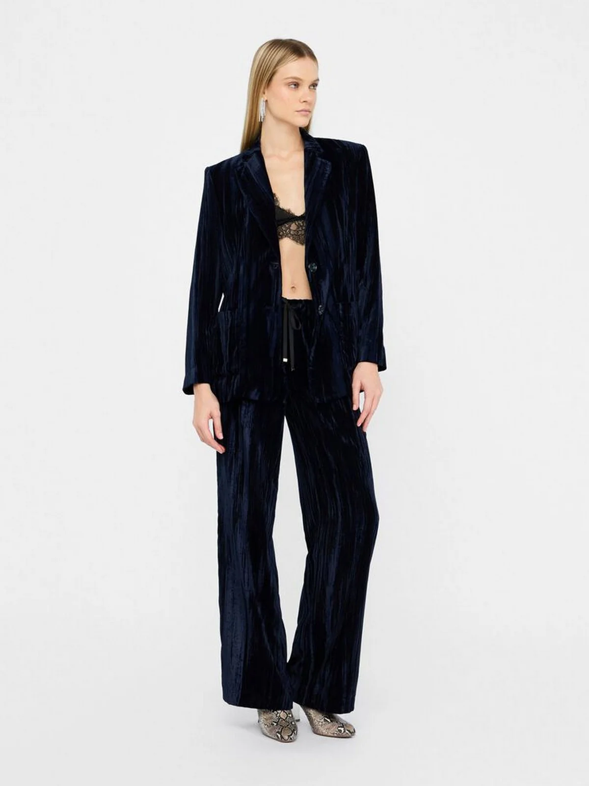 LIU JO BLACK Giacca Donna  CF5403T094A 94028 Blu marino - Image 3