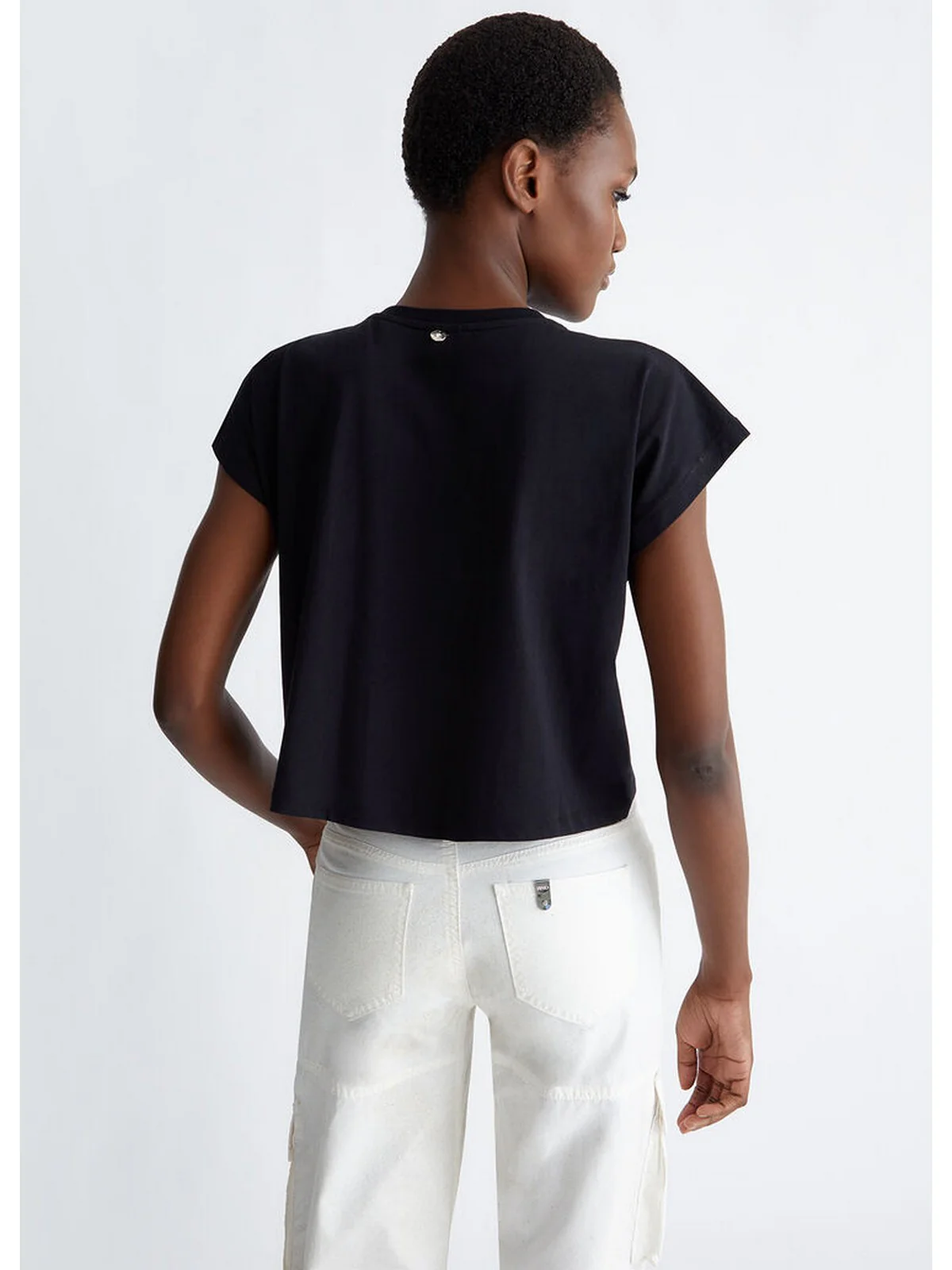 LIU JO BLACK T-Shirt e Polo Donna CA4444J5003 N9196 Nero - Image 3