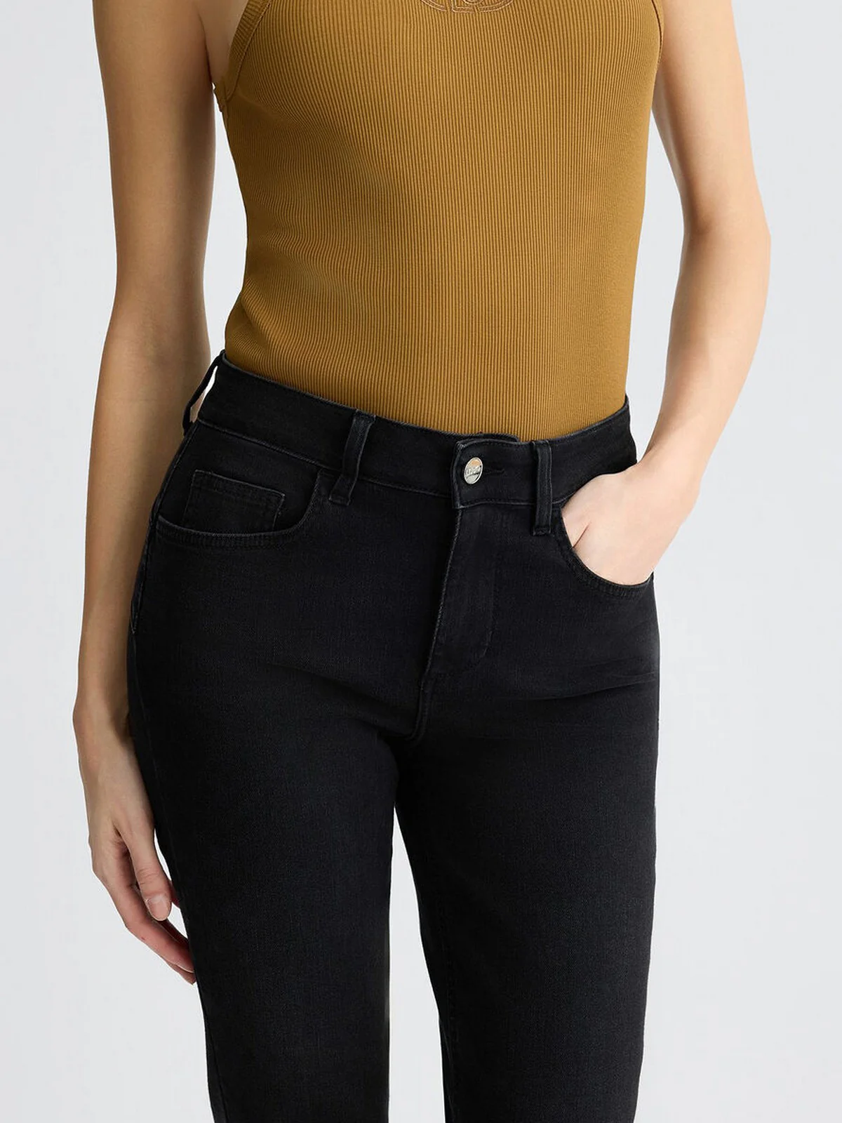 LIU JO BLUE DENIM Jeans Donna UA5013D4615 87385 Nero - Image 4
