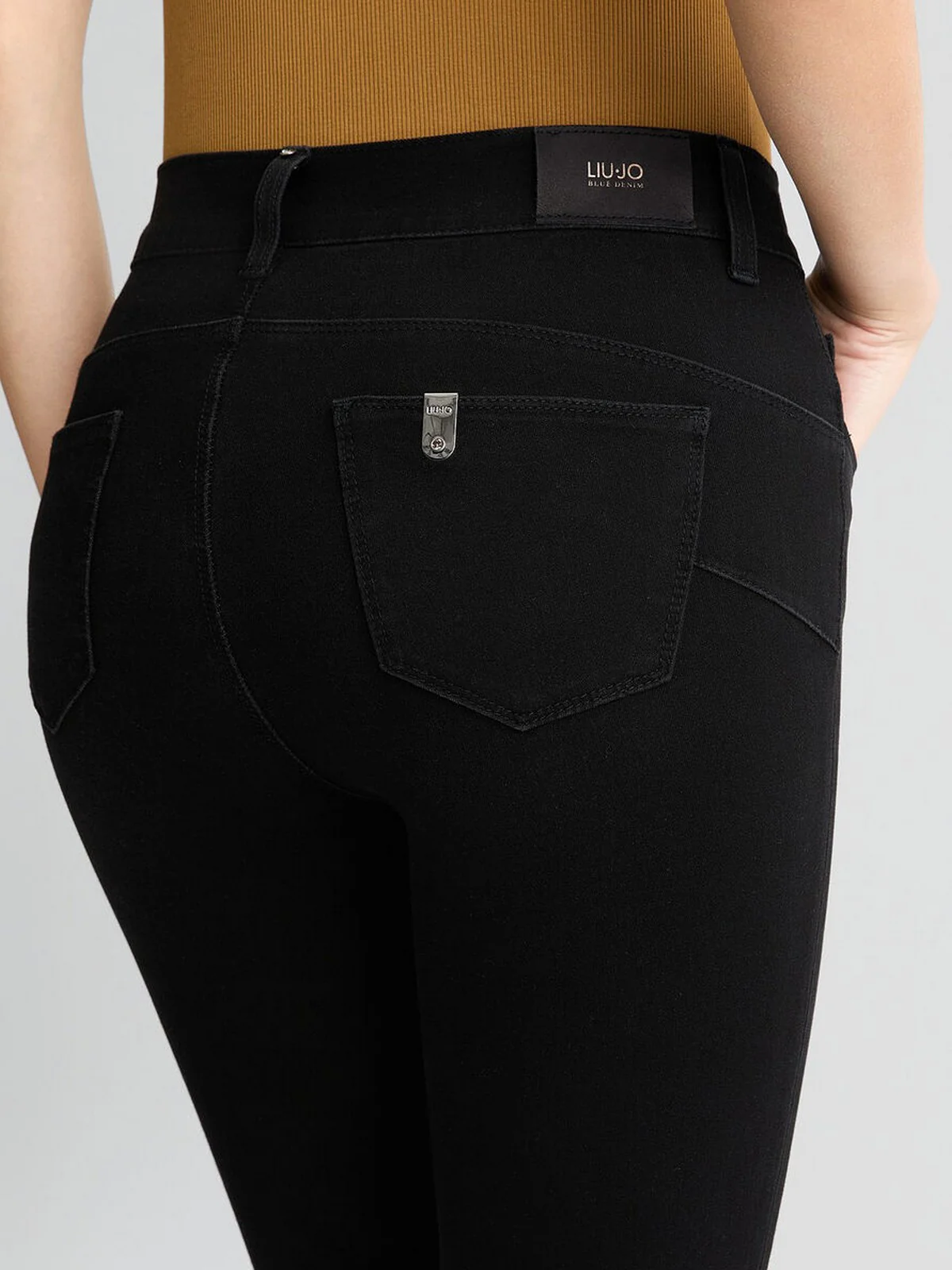 LIU JO BLUE DENIM Jeans Donna  UA5054D4886 87390 Nero - Image 6