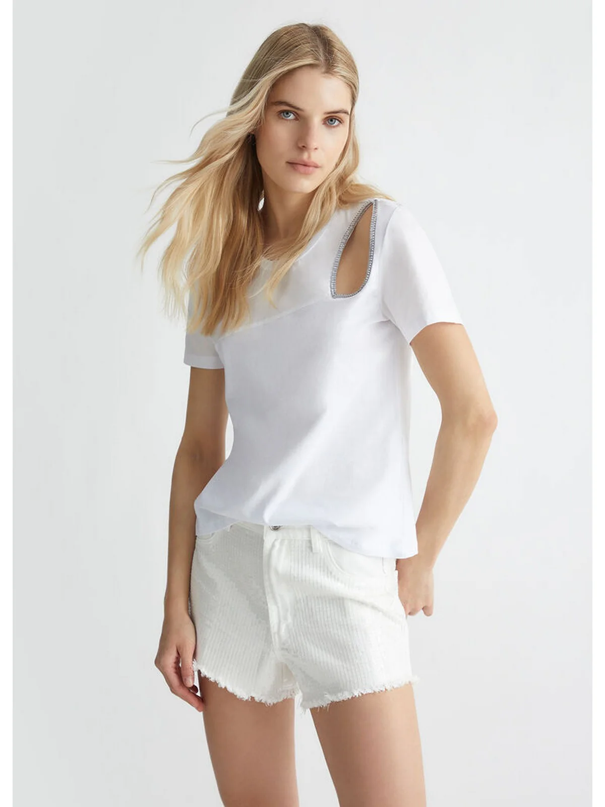LIU JO FRESH T-Shirt e Polo Donna  8A4016J4830 11111 Bianco - Image 4