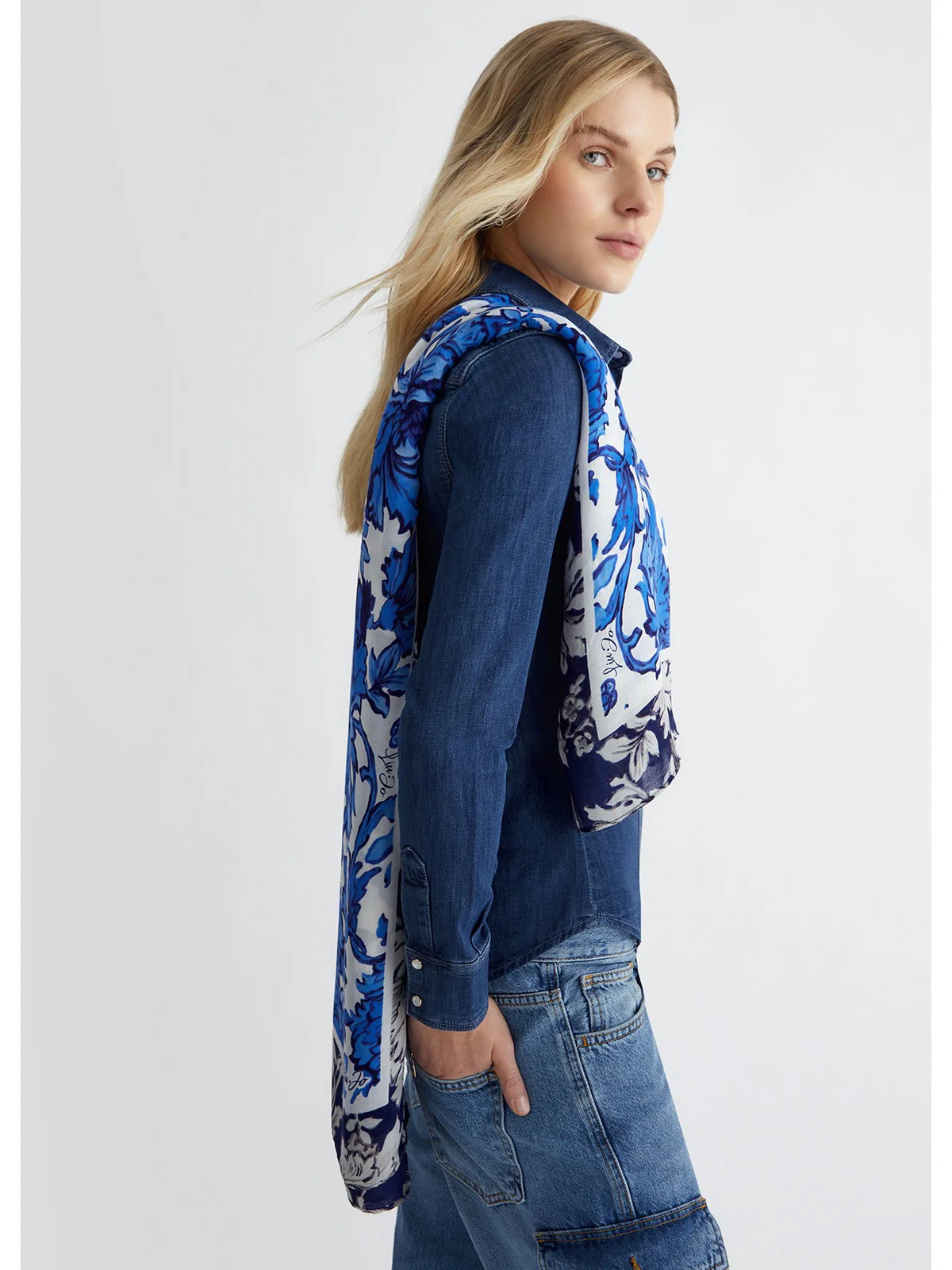 LIU JO SOFT Foulard Donna  2A4049T0300 W9000 Bianco - Image 4