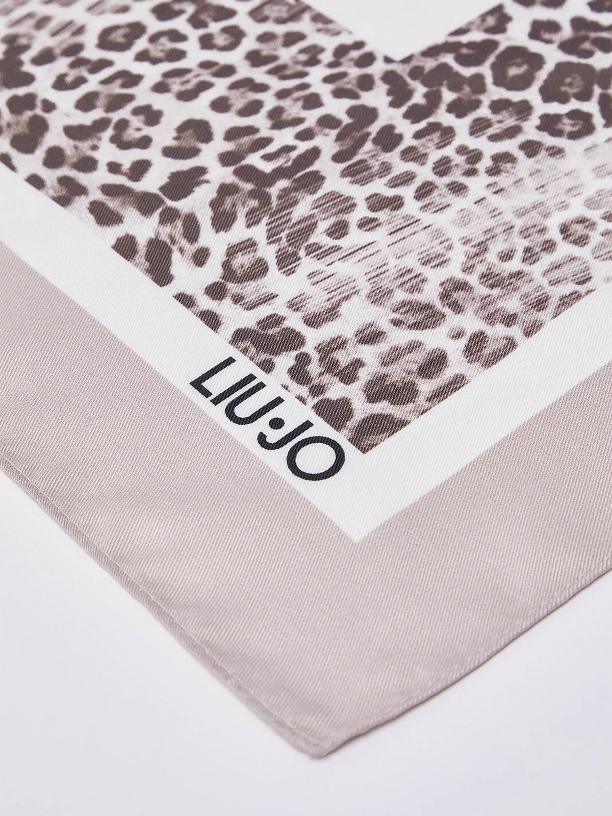 LIU JO SOFT Foulard Donna  2A6053T2745 00006 Rosa - Image 3