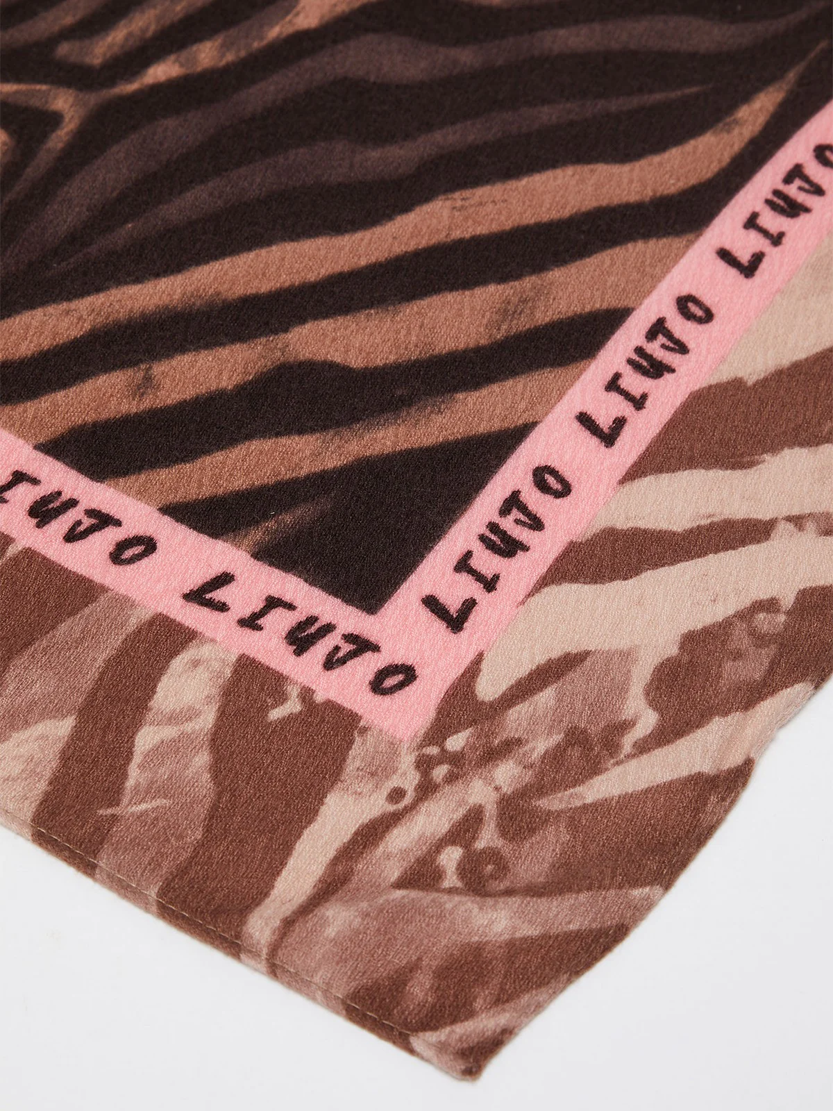 LIU JO SOFT Foulard Donna  2F4095T0300 00070 Marrone - Image 4