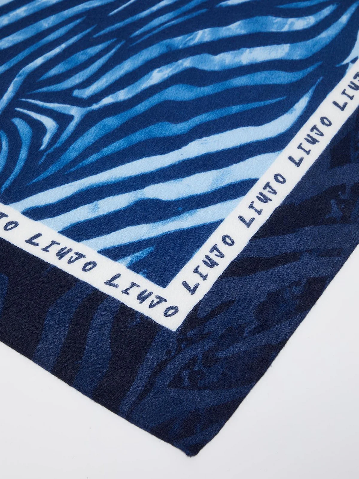 LIU JO SOFT Foulard Donna  2F4095T0300 90013 Blu - Image 4