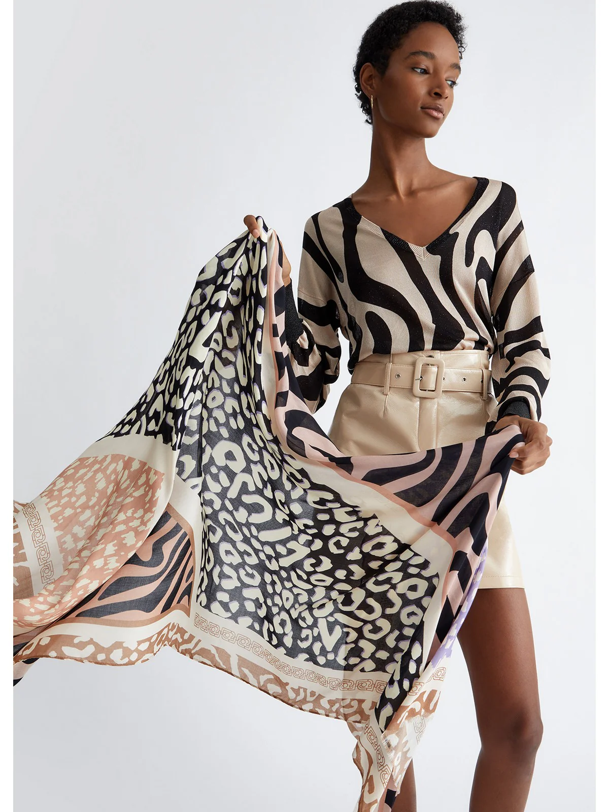 LIU JO SOFT Stola Donna  2A4034T0300 X0534 Beige - Image 4