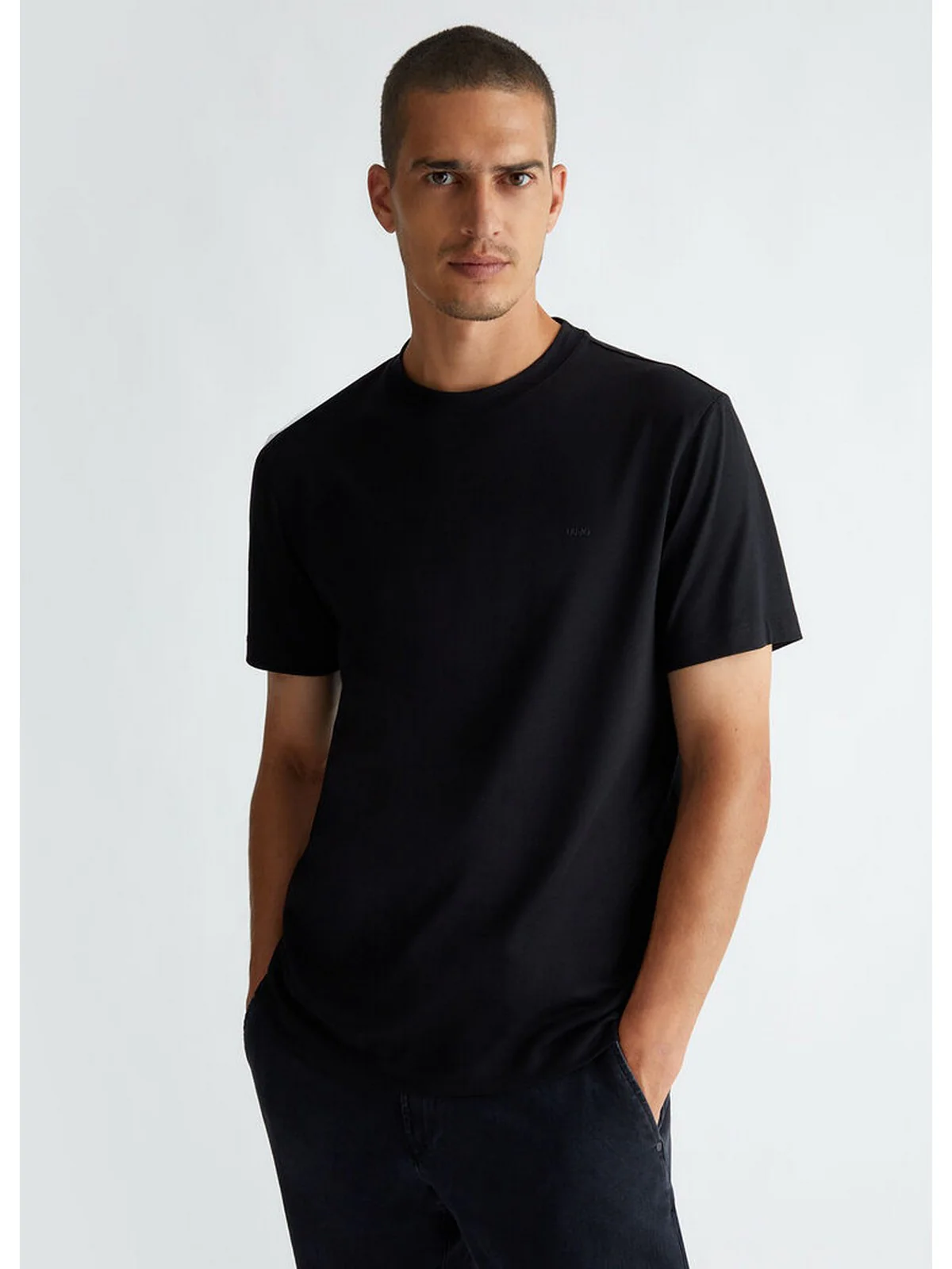 LIU JO UOMO T-Shirt e Polo Uomo  QF4299J4805 22222 Nero - Image 4