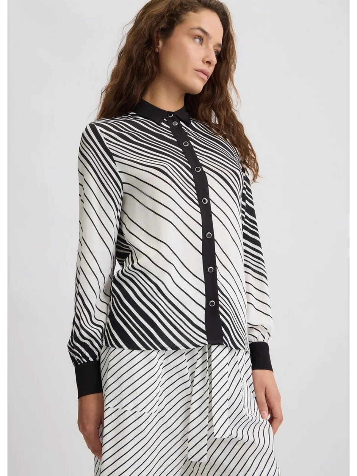 LIU JO WHITE Camicia Donna  WA5095T2578 M9471 Nero - Image 2