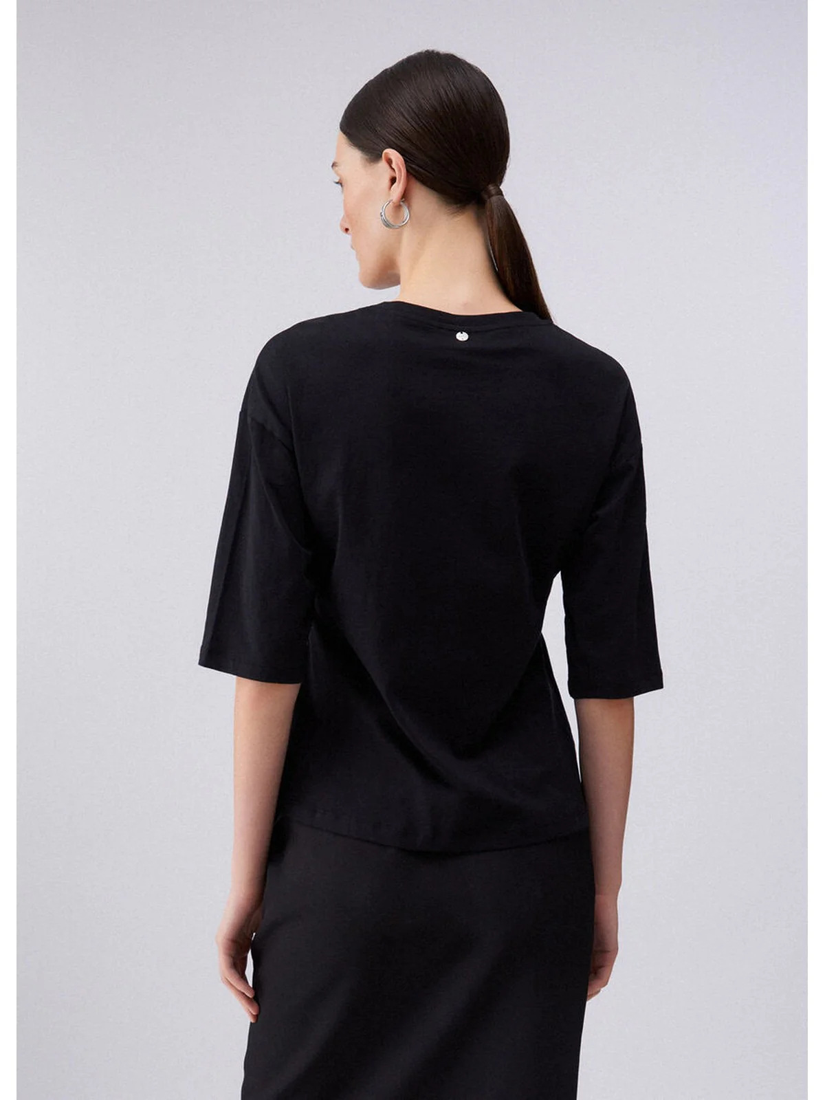 LIU JO WHITE T-shirt Donna  WA6128JS904 P9320 Nero collar motif - Image 3