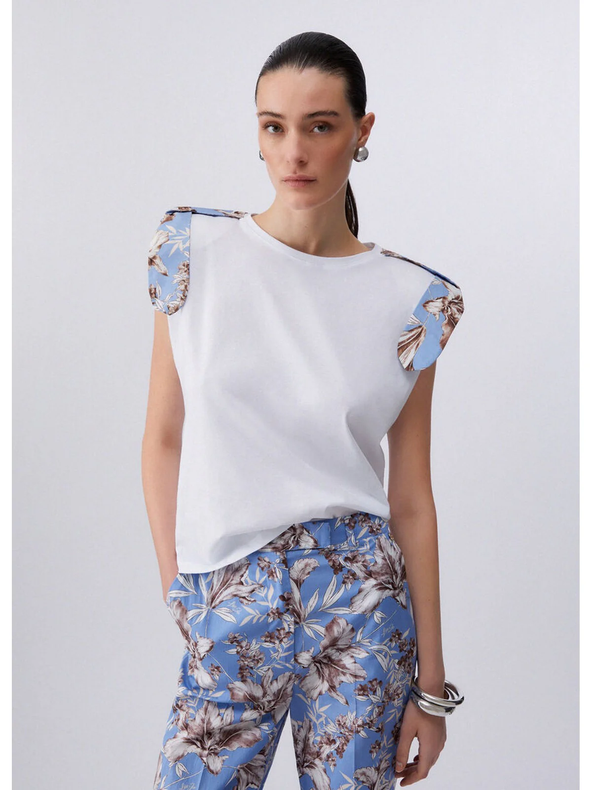 LIU JO WHITE T-shirt Donna  WA6201J6308 P9551 Bco/br.bl.wave lily - Image 3