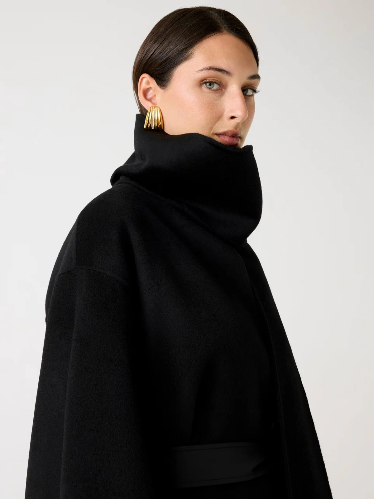 MARCIANO Giubbino Donna ELLA WIDE SLEEVES CAPE 5BGL01 7125A JBLK Jet Black A996 - Image 6