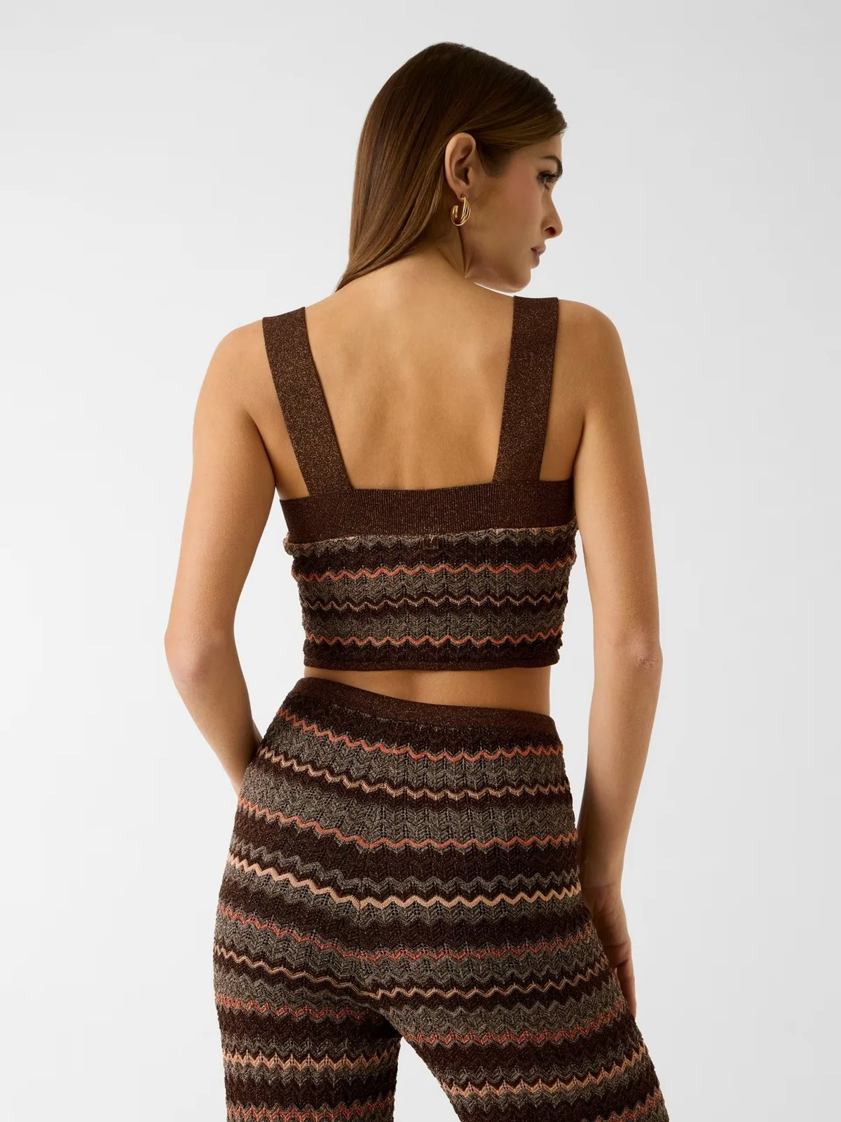 MARCIANO Maglia Donna SUKI SL SQUARED NECK SWTR TOP G6GR15 Z0643 FMDZ BROWN/GOLD MULTI - Image 3