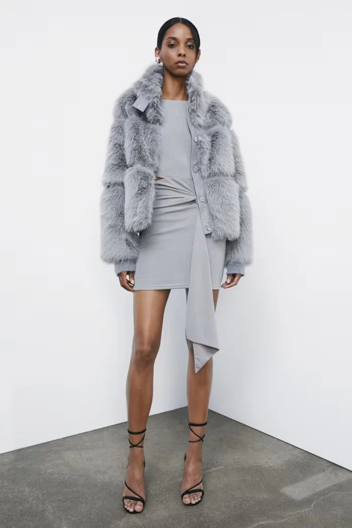 PATRIZIA PEPE Pelliccia Donna  2O0174 E077 S746 MISTERY GREY - Image 5