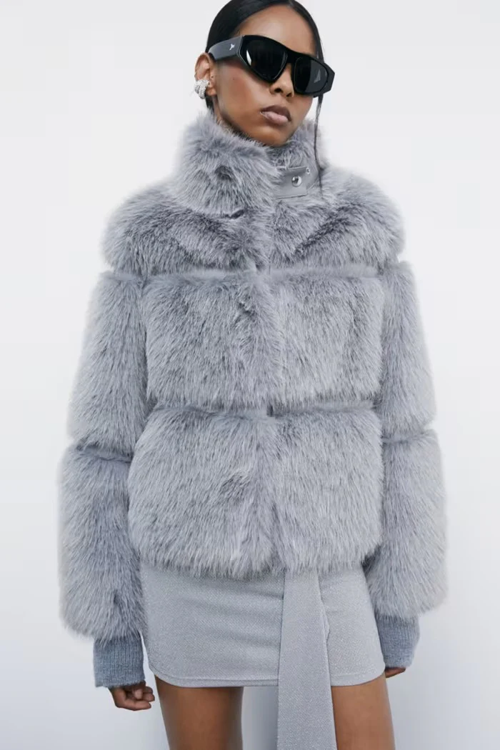 PATRIZIA PEPE Pelliccia Donna  2O0174 E077 S746 MISTERY GREY - Image 6