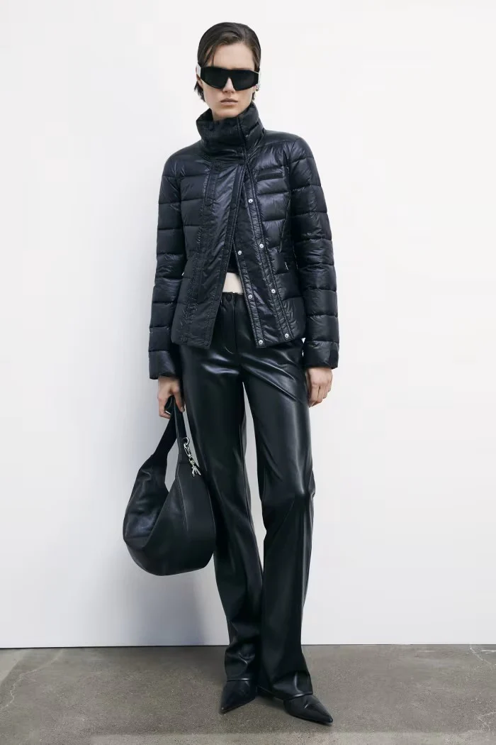 PATRIZIA PEPE Piumino Donna 8O0192 A631 K103 NERO - Image 2