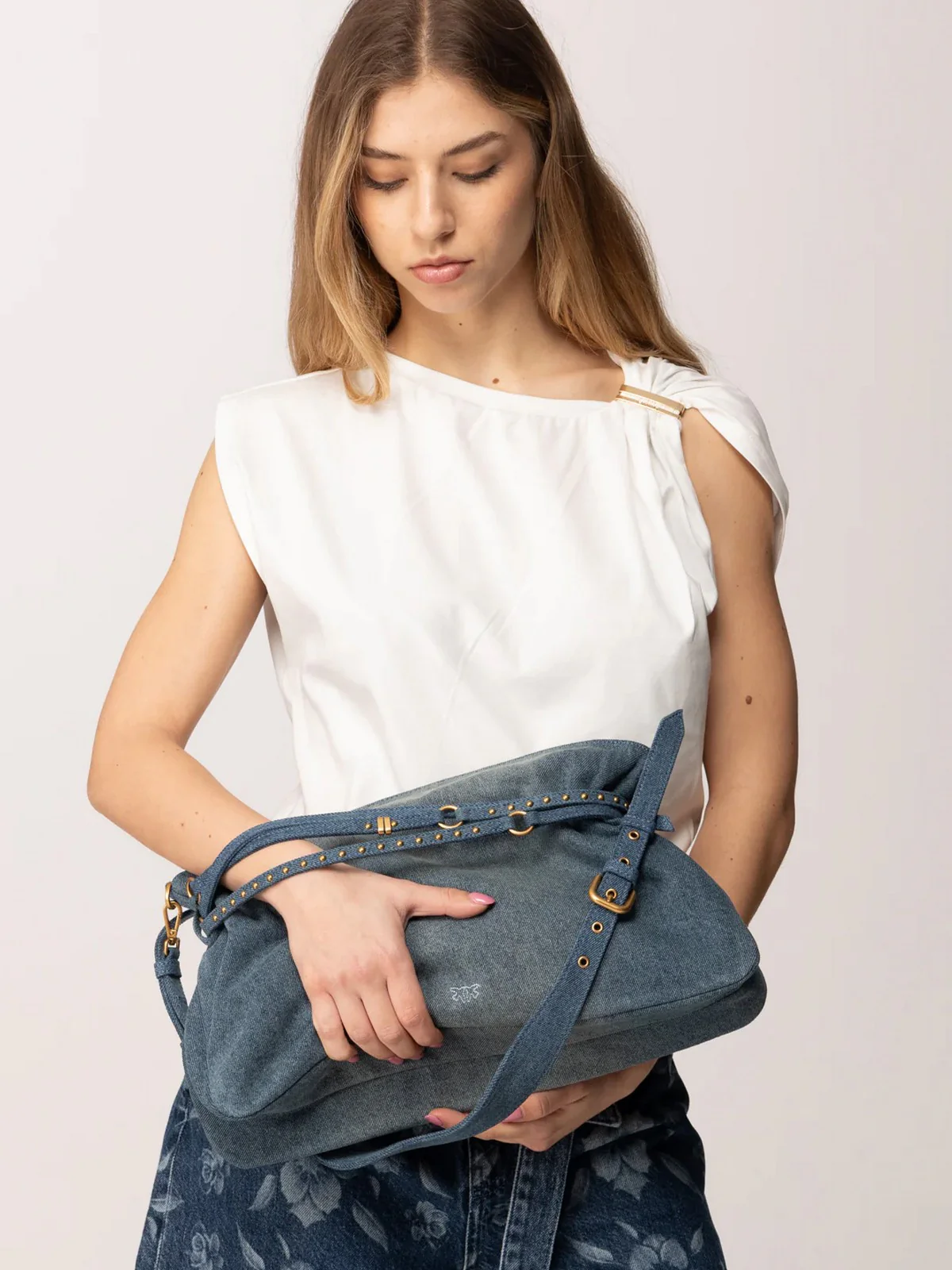 PINKO Borsa Donna BELT BAG BIG DENIM 105903-A31G PJDQ LAVAGGIO MEDIO-ANTIQUE GOLD - Image 2