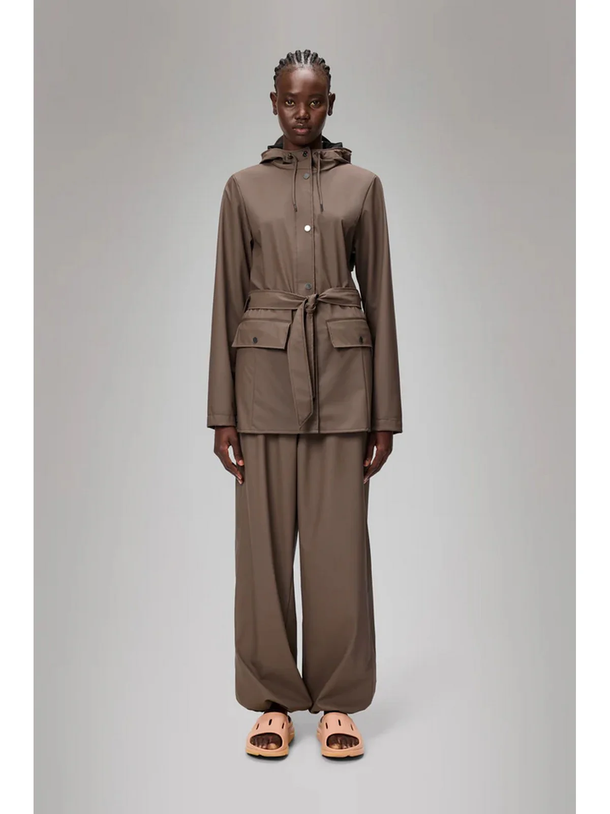 RAINS Giubbino Donna Curve Jacket W3 12100 110 Shade Marrone - Image 4