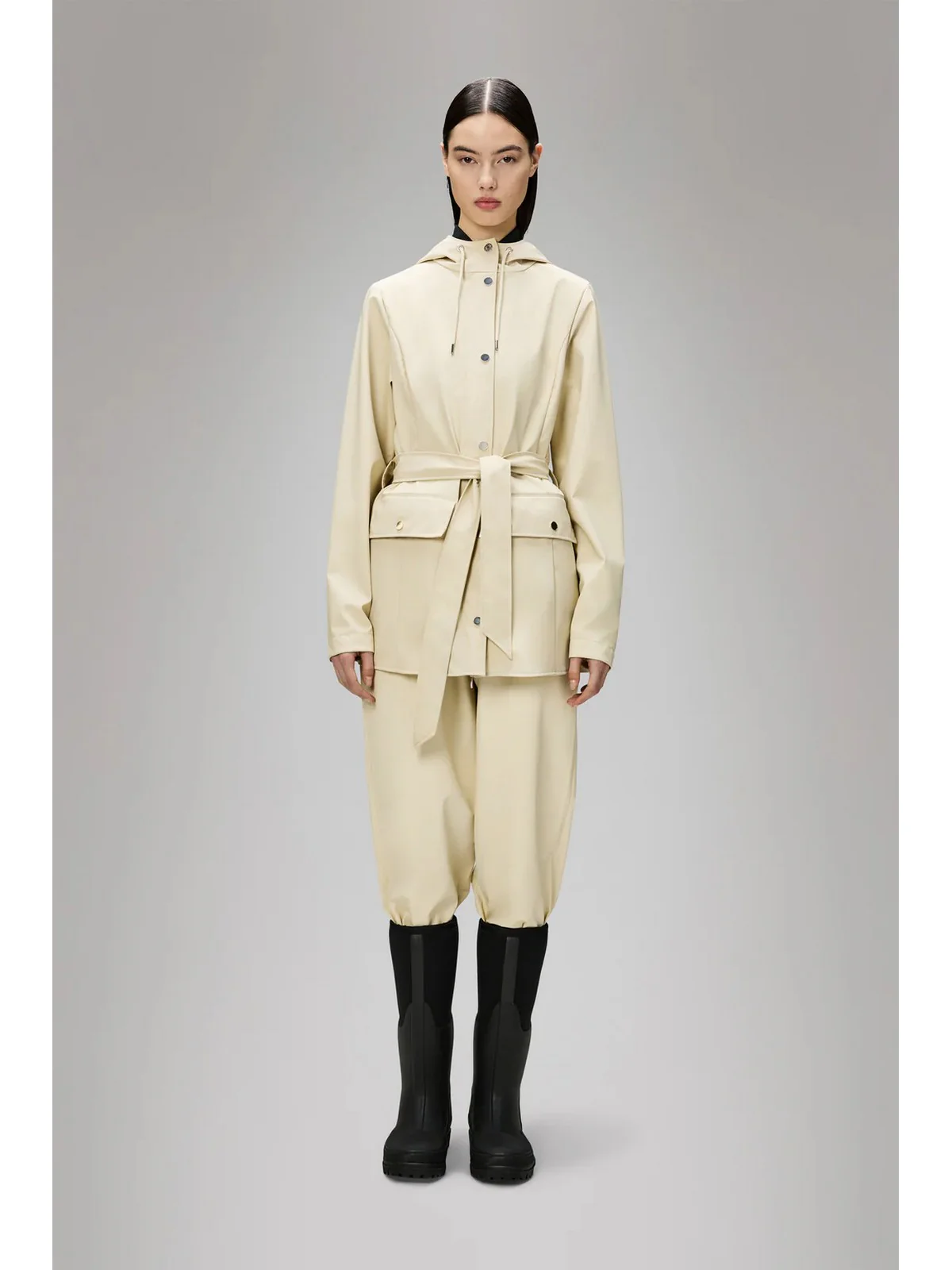RAINS Giubbino Donna Curve Jacket W3 12100 26 Dune Beige - Image 2