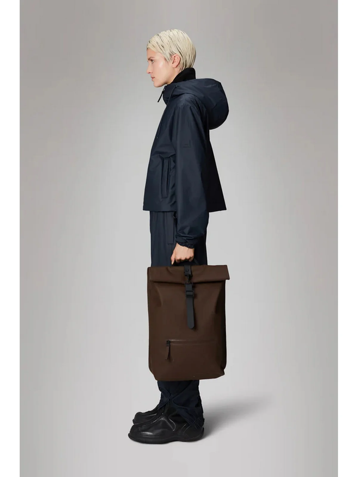 RAINS Zaino Unisex adulto Rolltop Rucksack W3 13320 FRM Marrone - Image 3