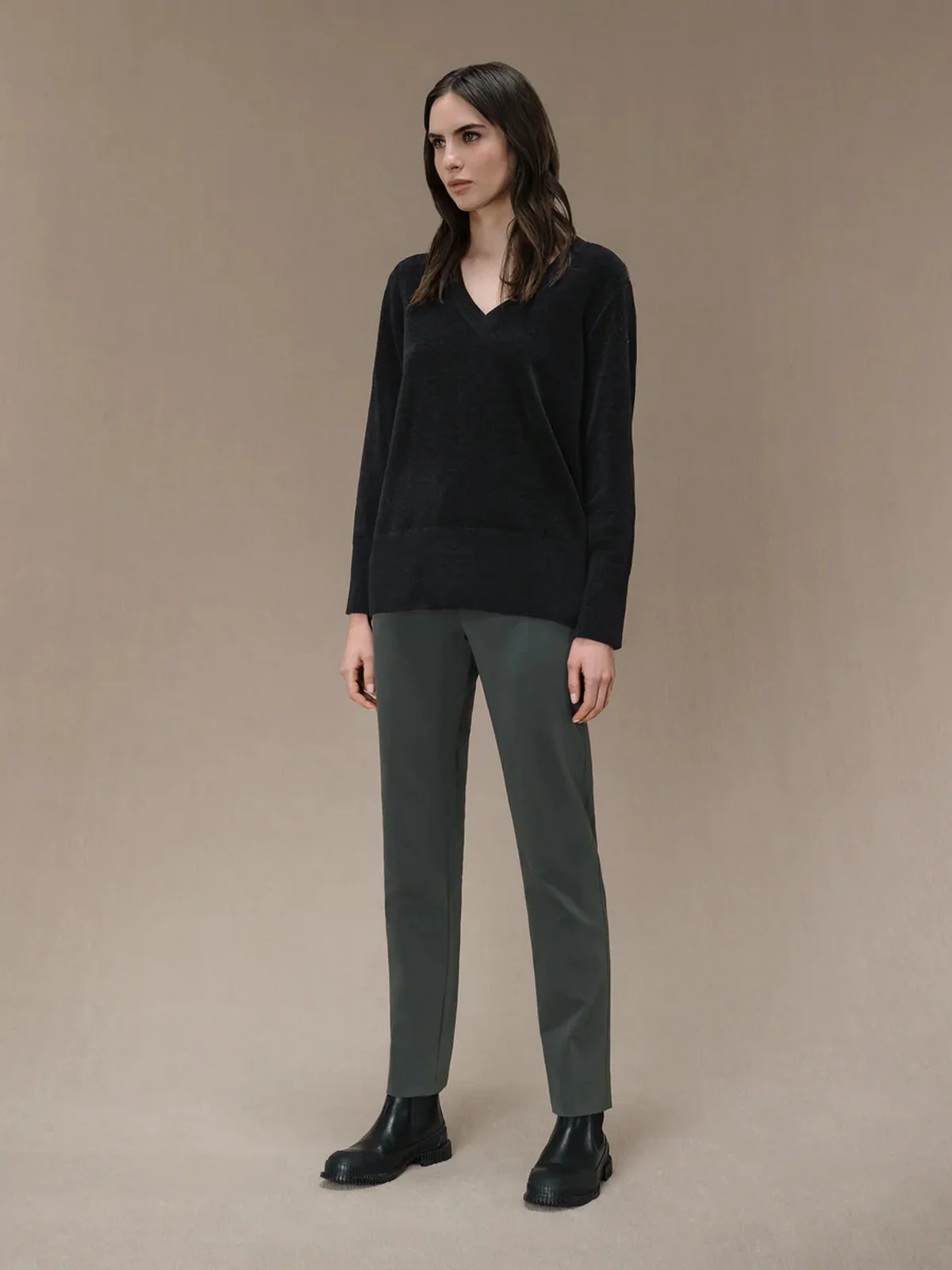 RRD Maglione Donna VELVET VENT V-NECK WOM KNIT W24634 10 Nero - Image 4