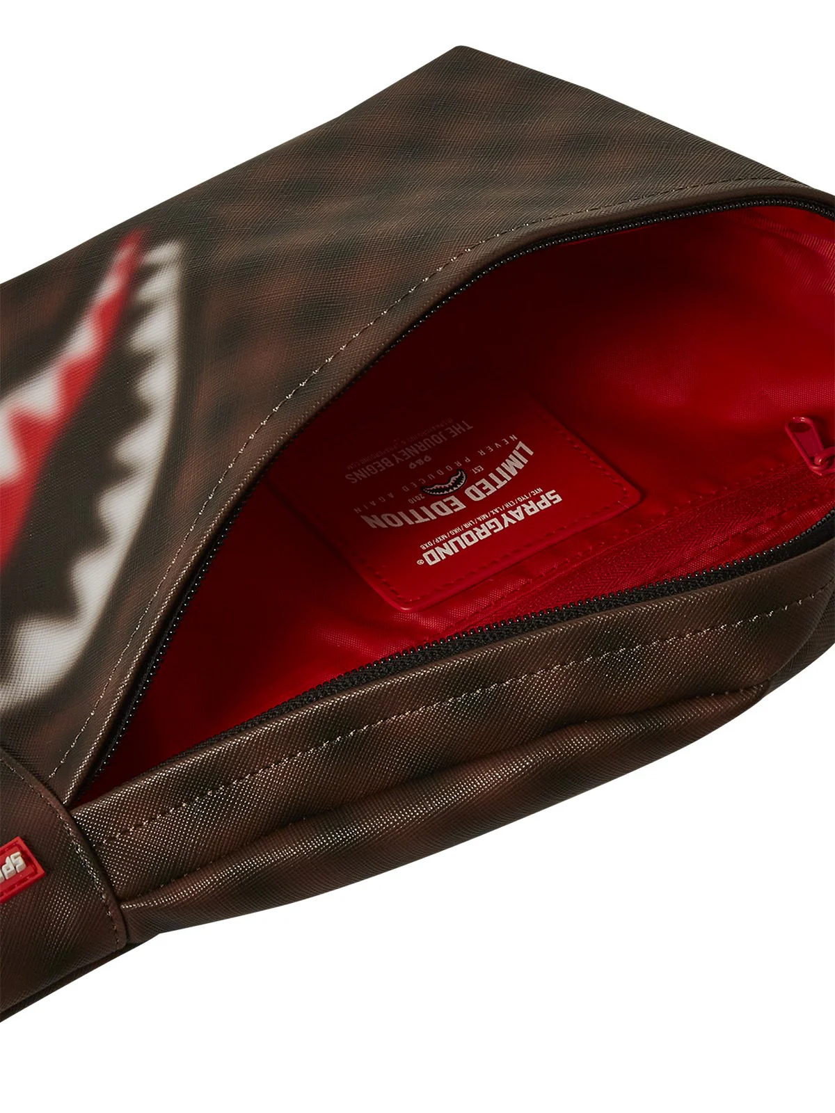 SPRAYGROUND Marsupio Uomo SHARKS IN PARIS BLUR SAVVY CROSSBODY 910B6850NSZ Marrone - Image 4